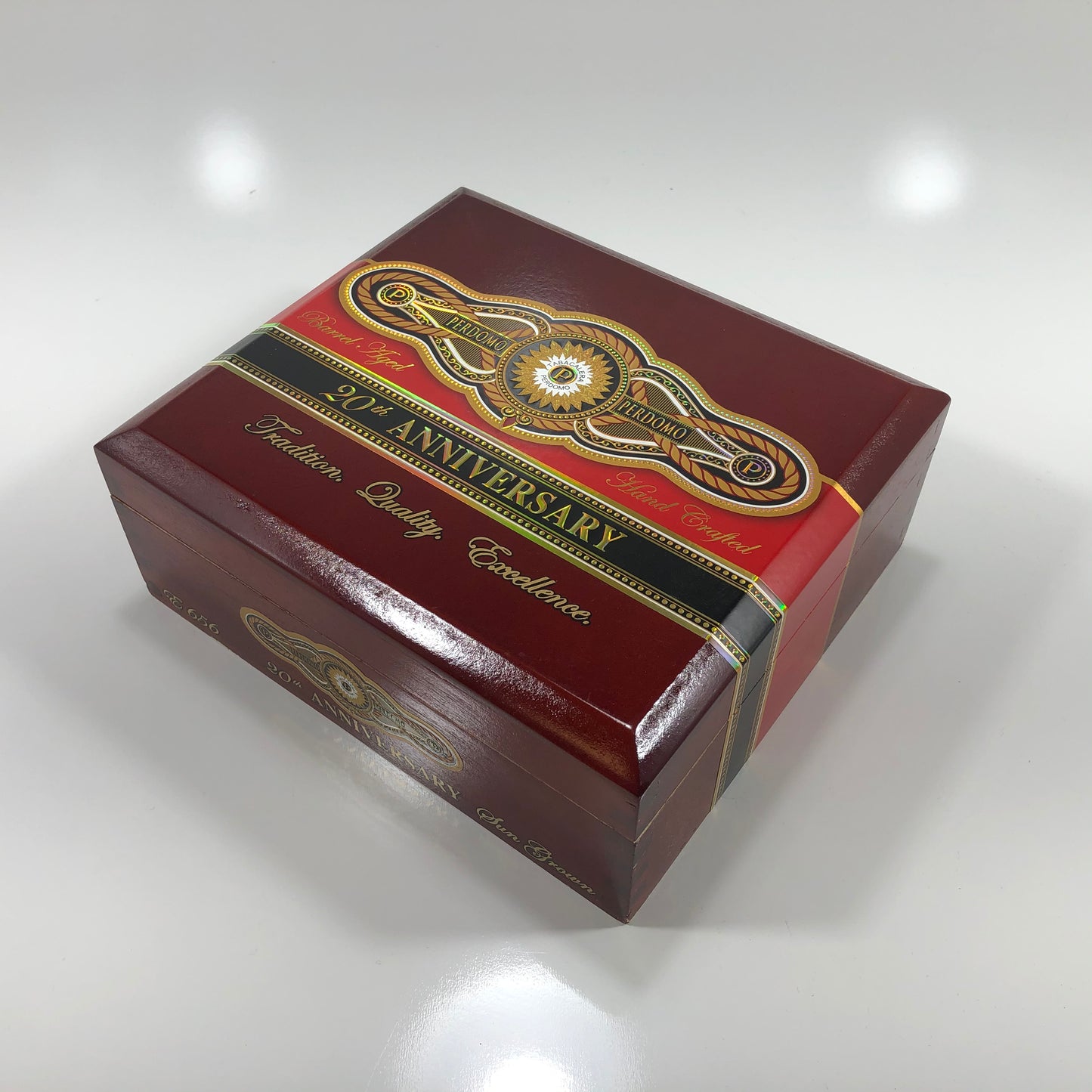 Perdomo 20th Anniversary Sun Grown Epicure Empty Wooden Cigar Box 8x7x3