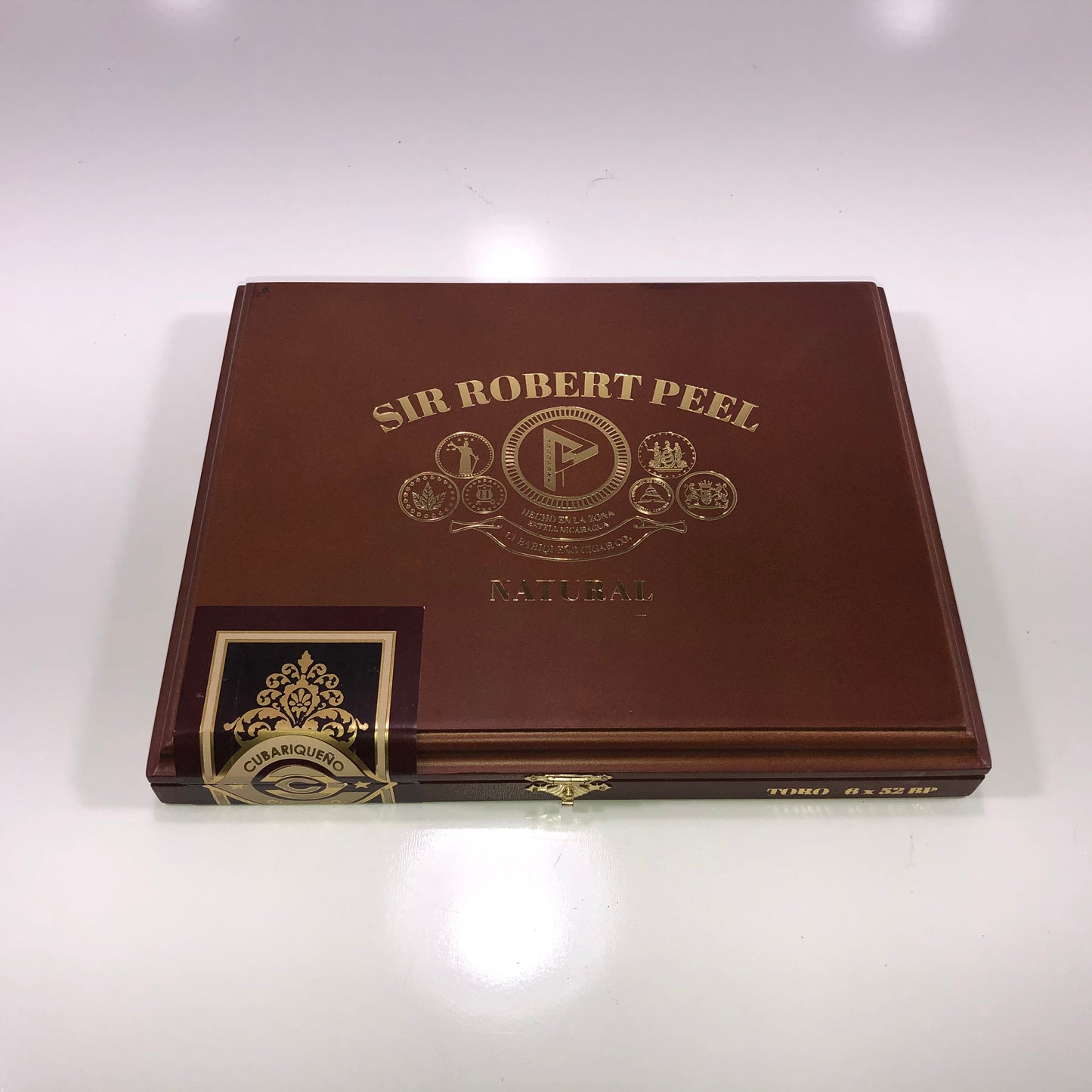 Protocol Sir Robert Peel Empty Wooden Cigar Box 9.5x7.5x1.25