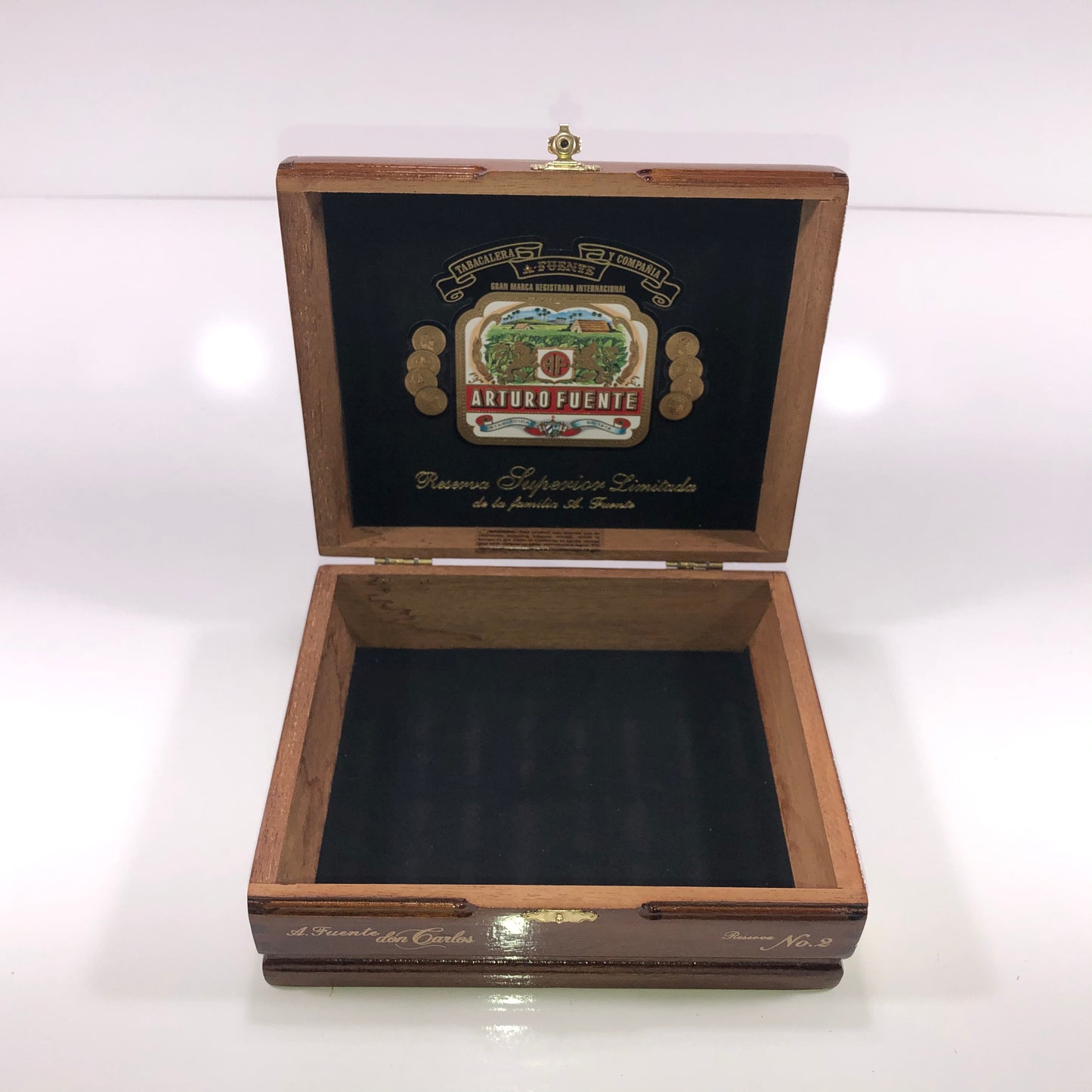 Arturo Fuente Don Carlos No2 Empty Wooden Cigar Box 8.25x6.75x3