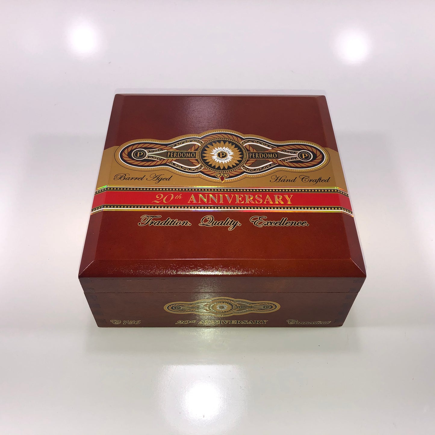 Perdomo 20th Anniversary Connecticut Churchill Empty Wooden Cigar Box 8x8x3.5