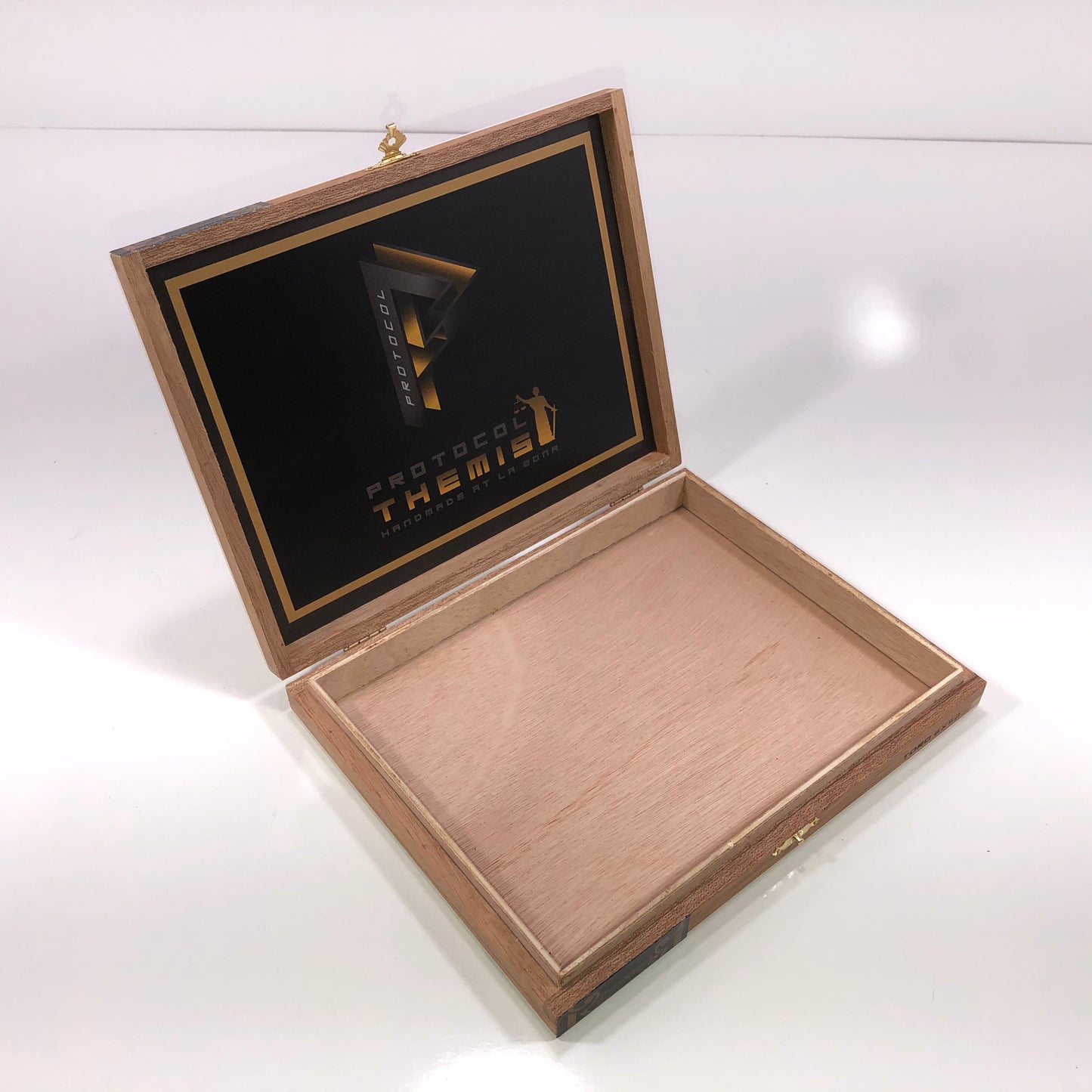 Protocol Themis Toro Empty Wooden Cigar Box 8.75x7x1