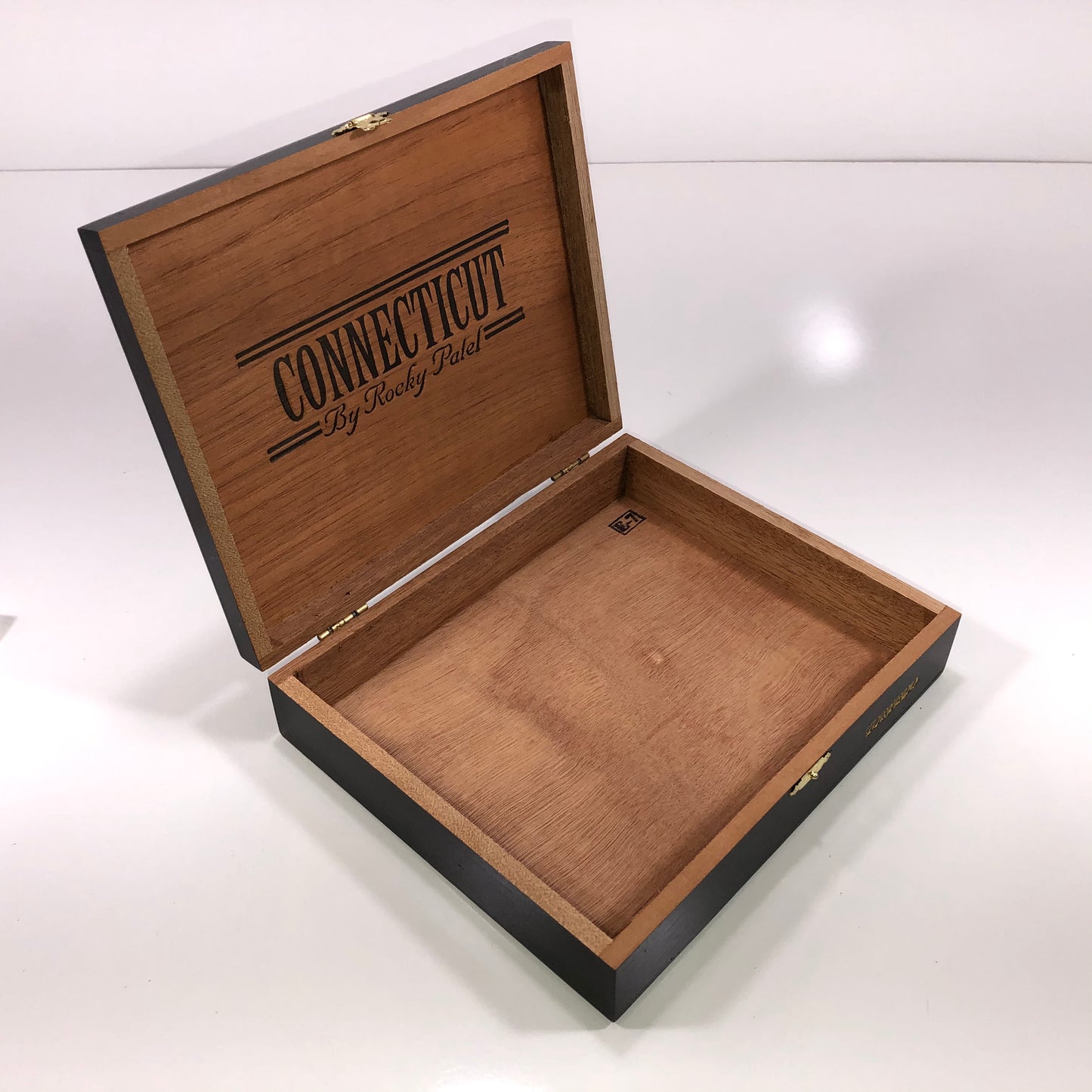 Rocky Patel Connecticut Torpedo Empty Wooden Cigar Box 8.5x7.25x2.25