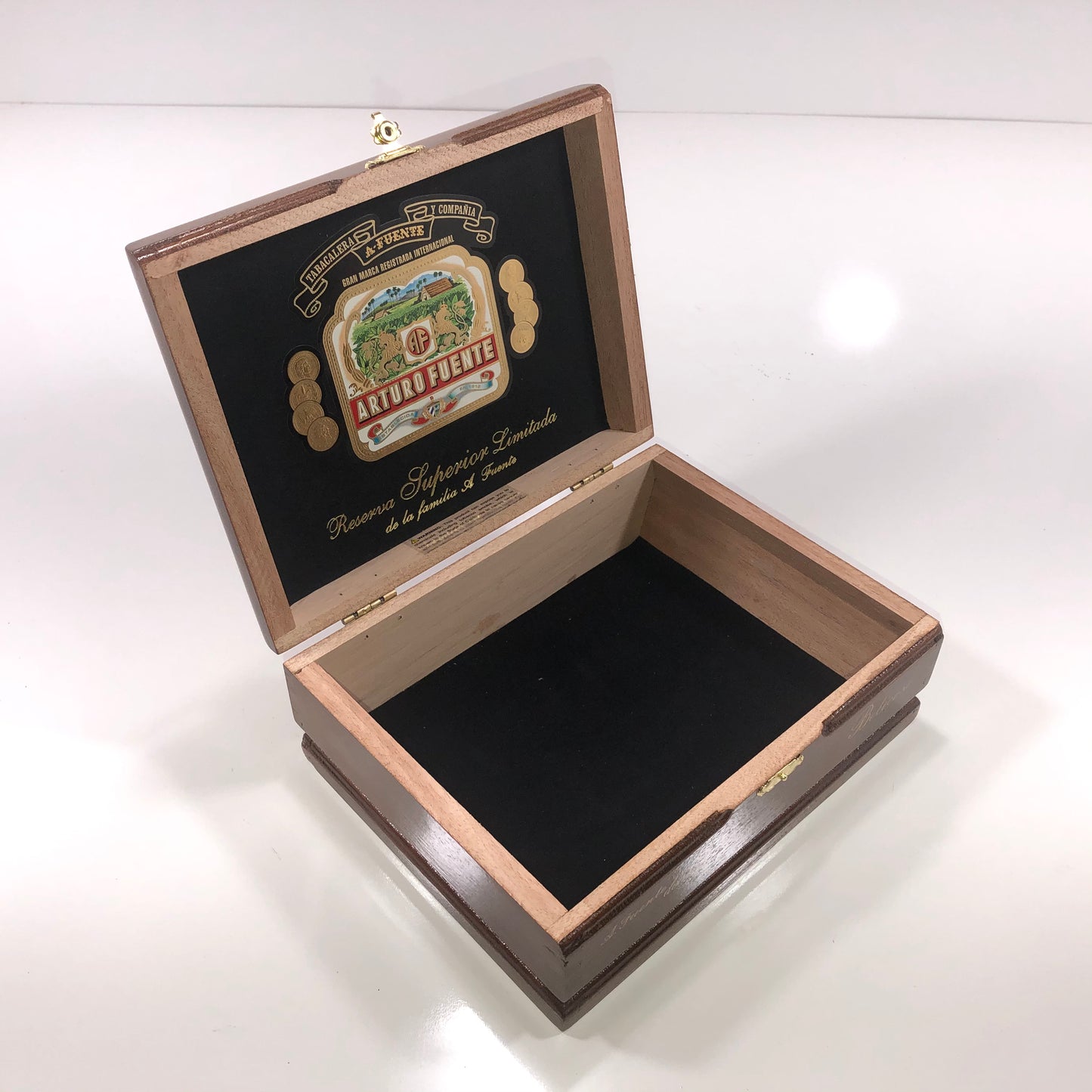 Arturo Fuente Don Carlos Belicoso Empty Wooden Cigar Box 8.25x6.25x3.25