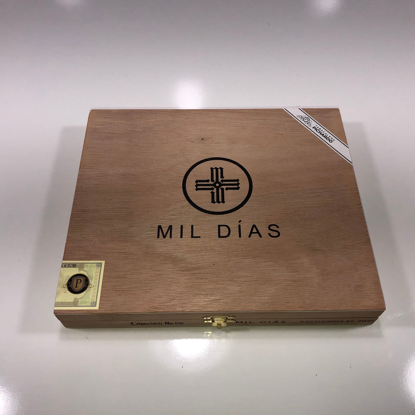 Mil Dias Escogidos 2021 Empty Wooden Cigar Box 10x8.5x1.5