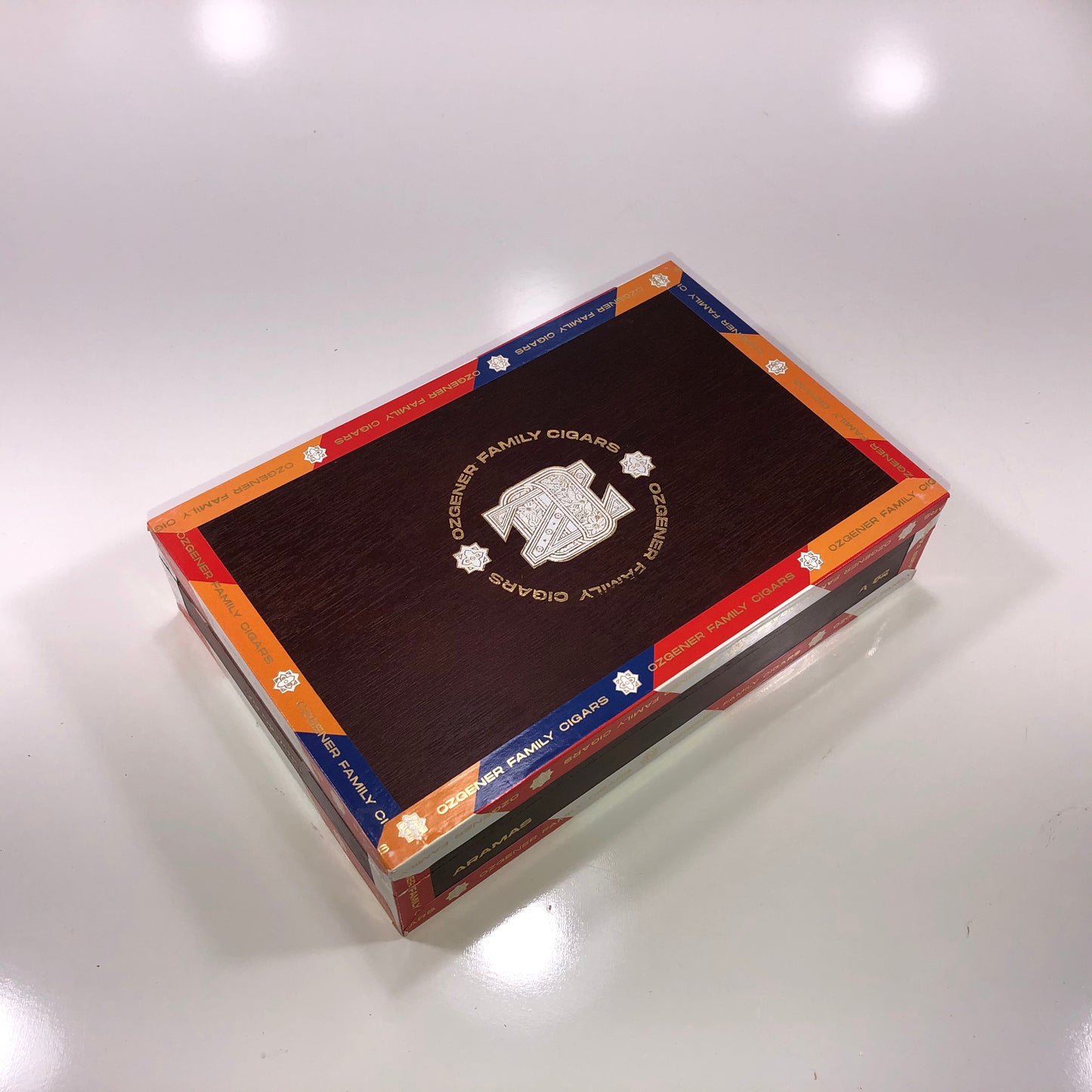 Ozgener Aramas A52 Empty Wooden Cigar Box 9x6x2