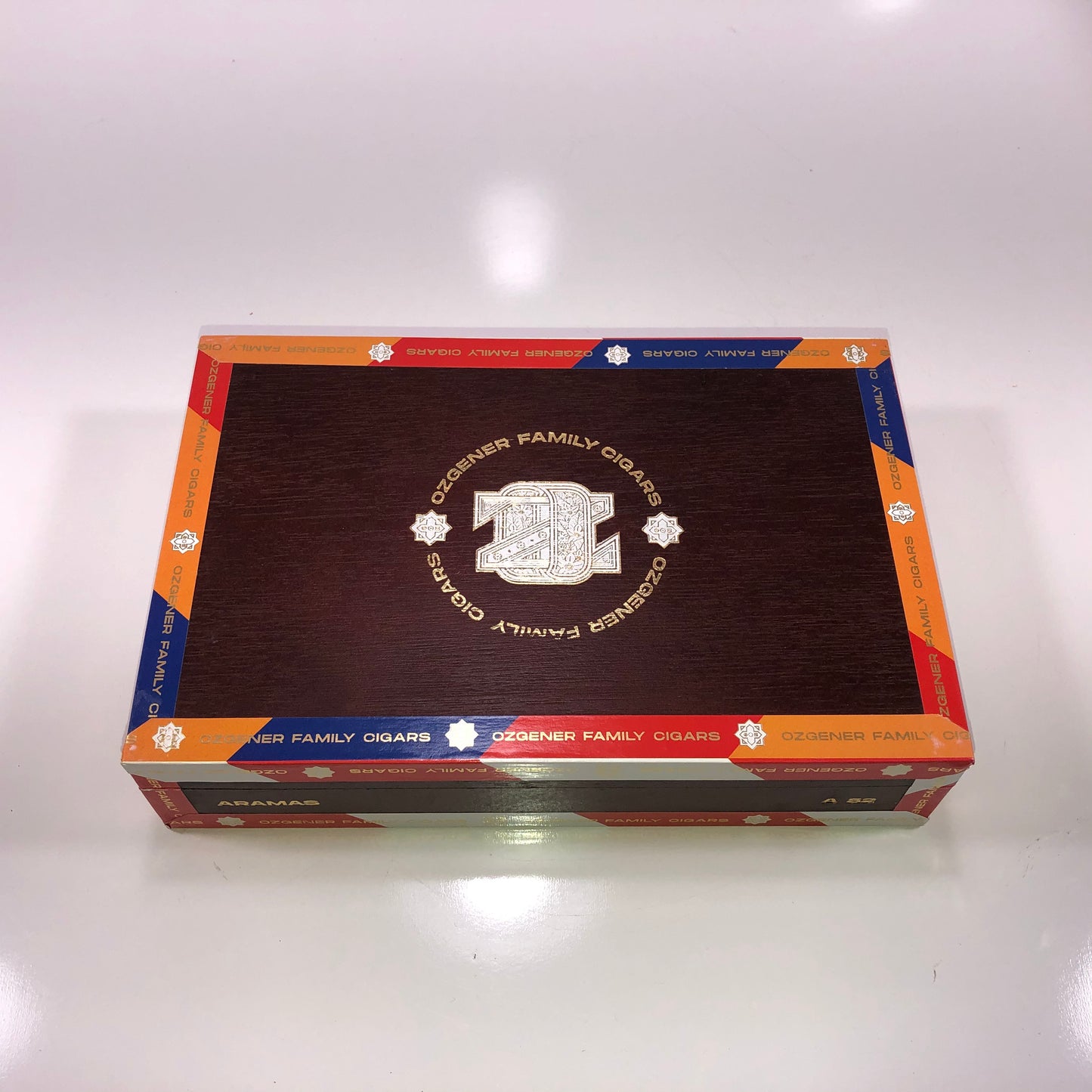 Ozgener Aramas A52 Empty Wooden Cigar Box 9x6x2