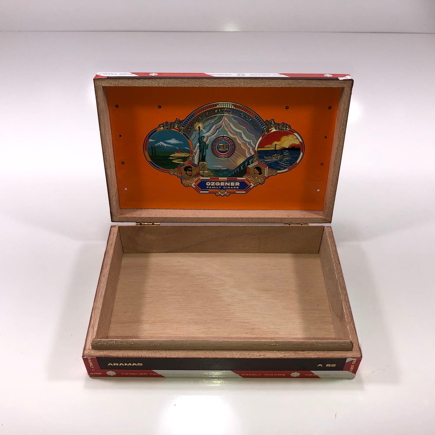 Ozgener Aramas A52 Empty Wooden Cigar Box 9x6x2