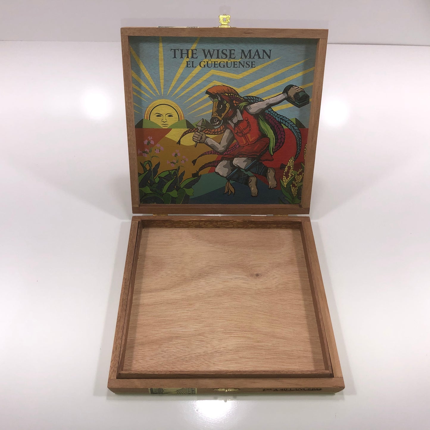 The Wise Man El Gueguense Lancero Empty Wooden Cigar Box 9x8.75x1.25