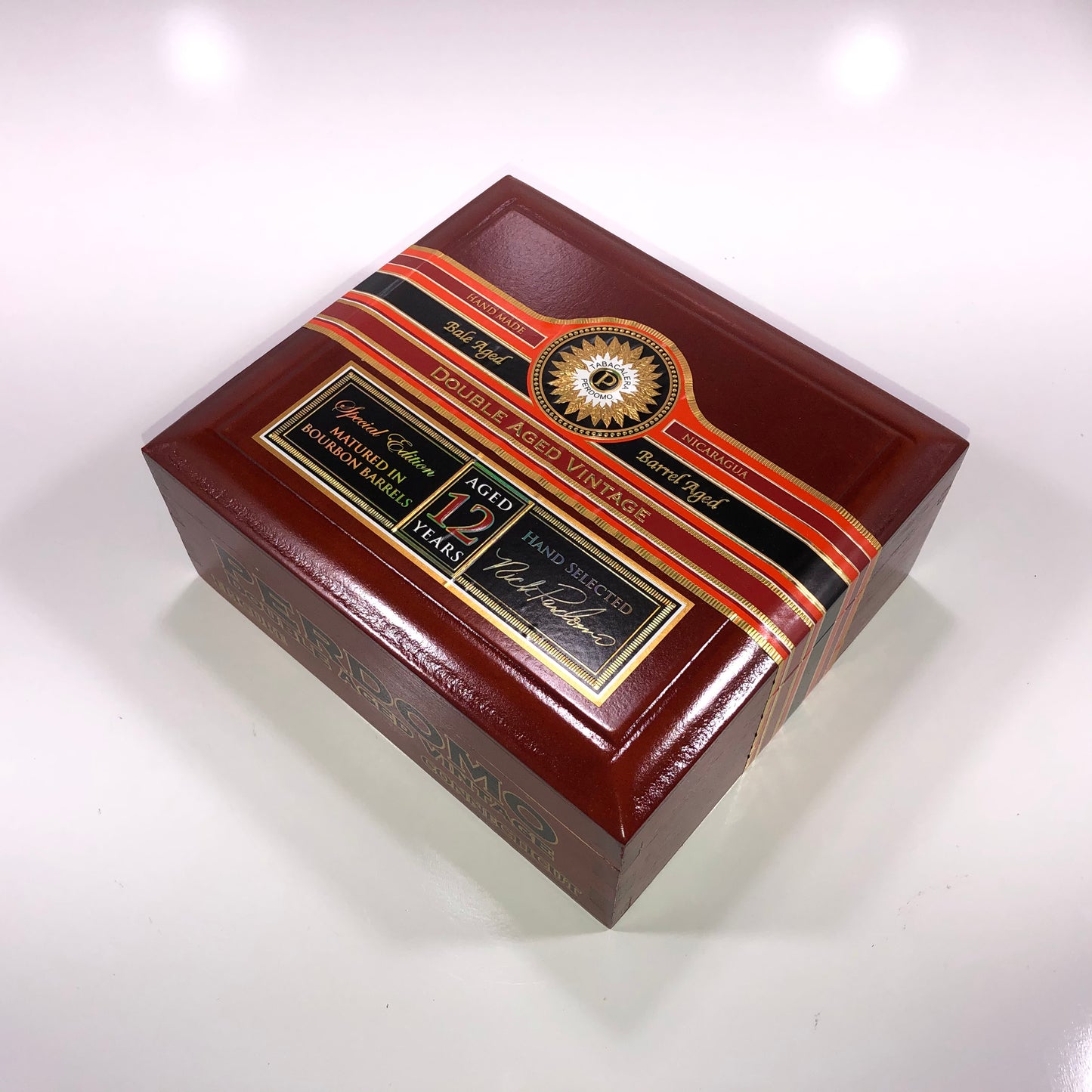 Perdomo Double Aged Vintage Conn Epicure Empty Wooden Cigar Box 8x7.25x3.5