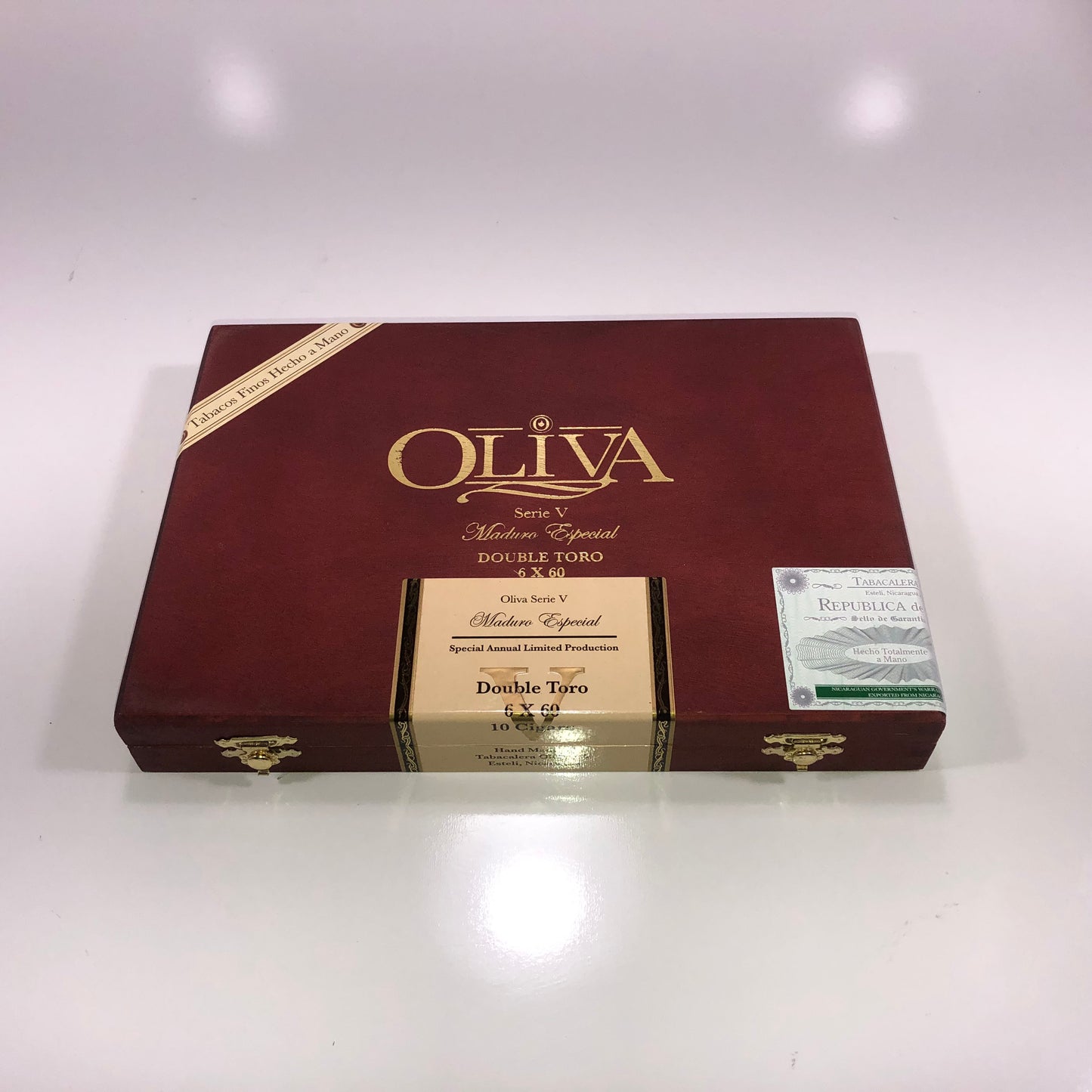 Oliva Serie V Maduro Double Toro Empty Wooden Cigar Box 10x7x1.5