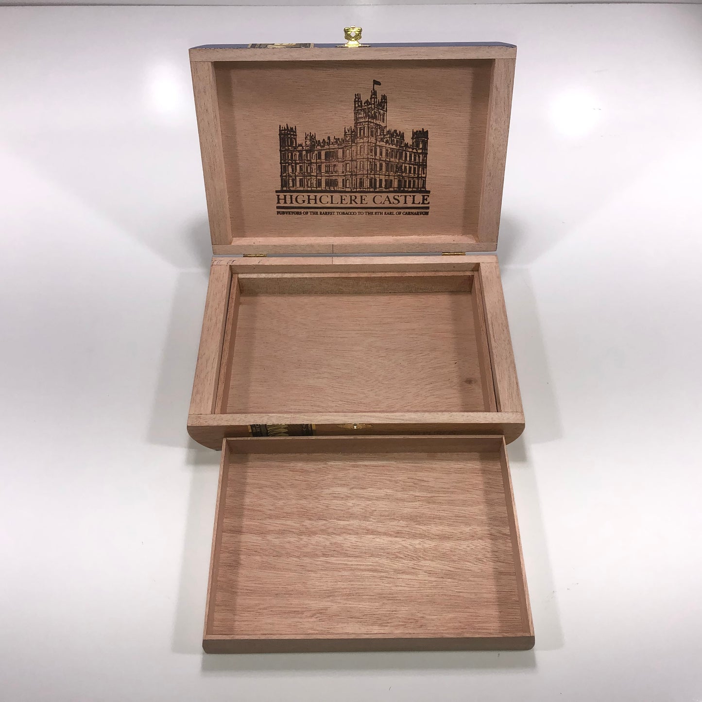 Highclere Castle Robusto Empty Wooden Cigar Box 9.25x6.25x2