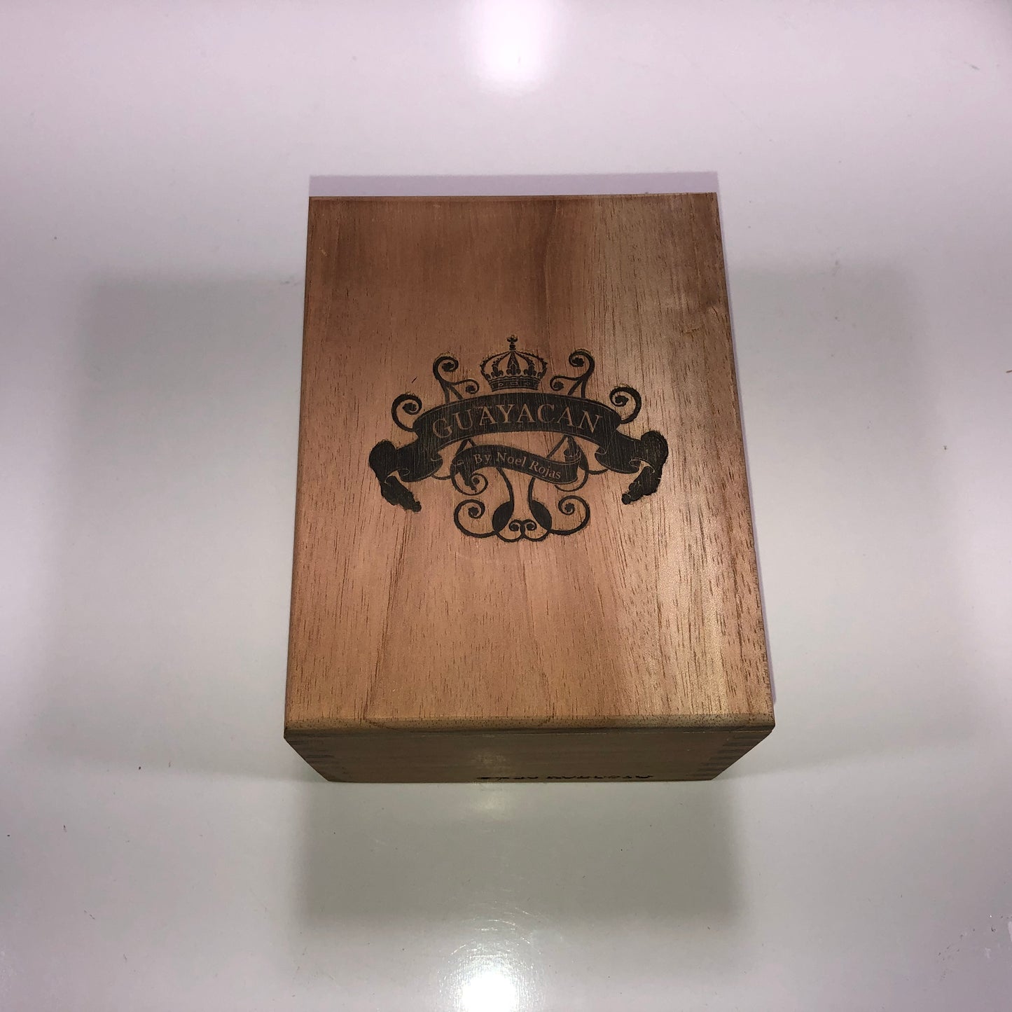 Guayacan Robusto Empty Wooden Cigar Box 4.5x6.25x3.75