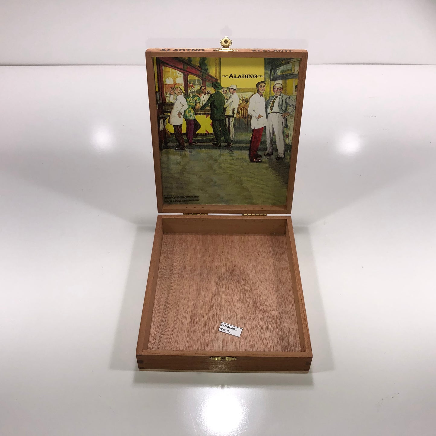 Aladino Vintage Selection Elegante Empty Wooden Cigar Box 7.5x6.5x1.5