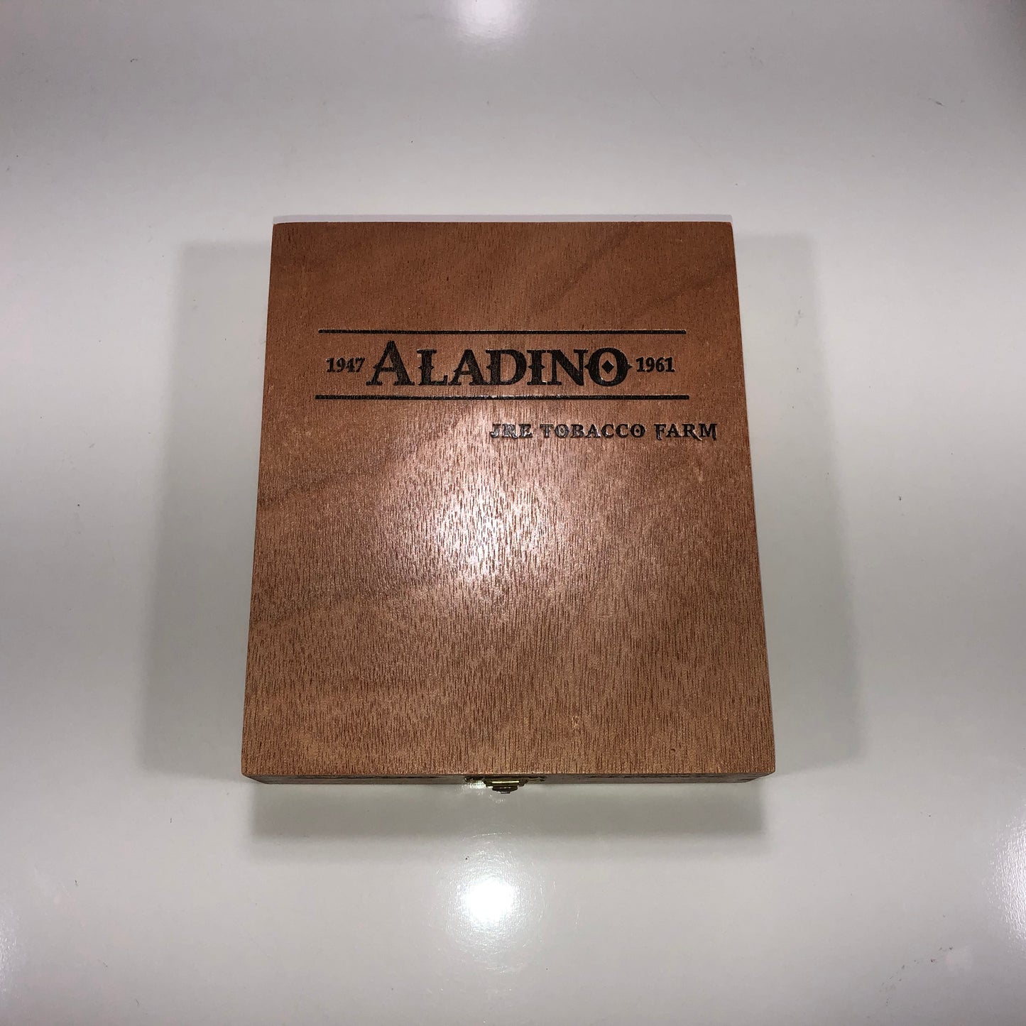 Aladino Vintage Selection Elegante Empty Wooden Cigar Box 7.5x6.5x1.5