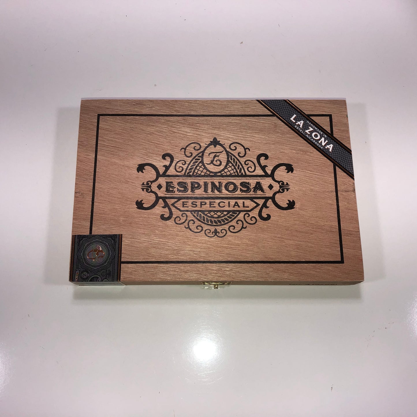 Espinosa Especial No4 Empty Wooden Cigar Box 8.75x6x1