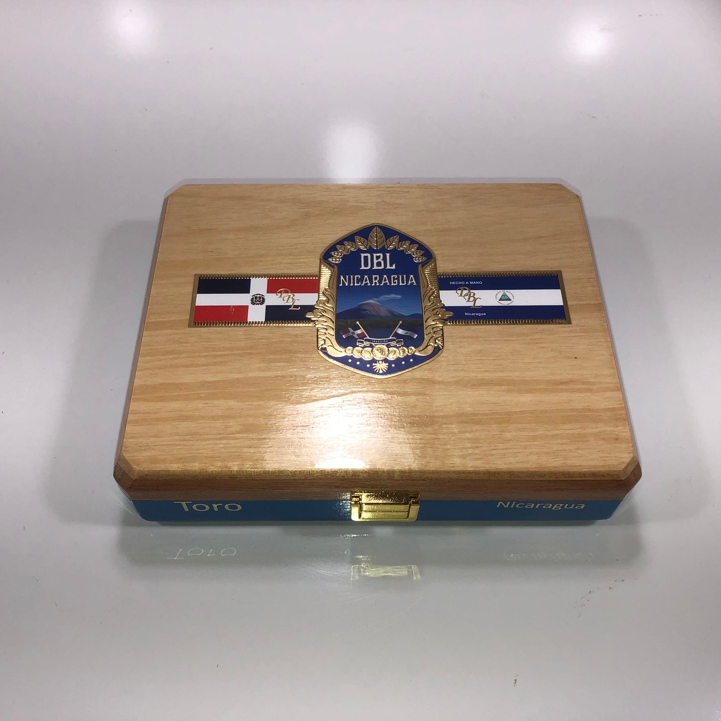 DBL Nicaragua Toro Empty Wooden Cigar Box 9.5x7.5x2