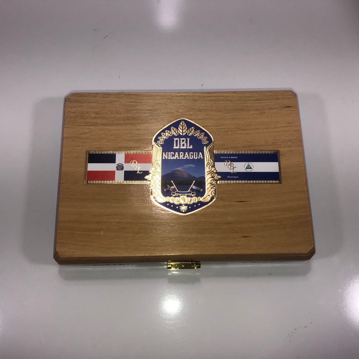 DBL Nicaragua Robusto Gorda Empty Wooden Cigar Box 9.75x7x2