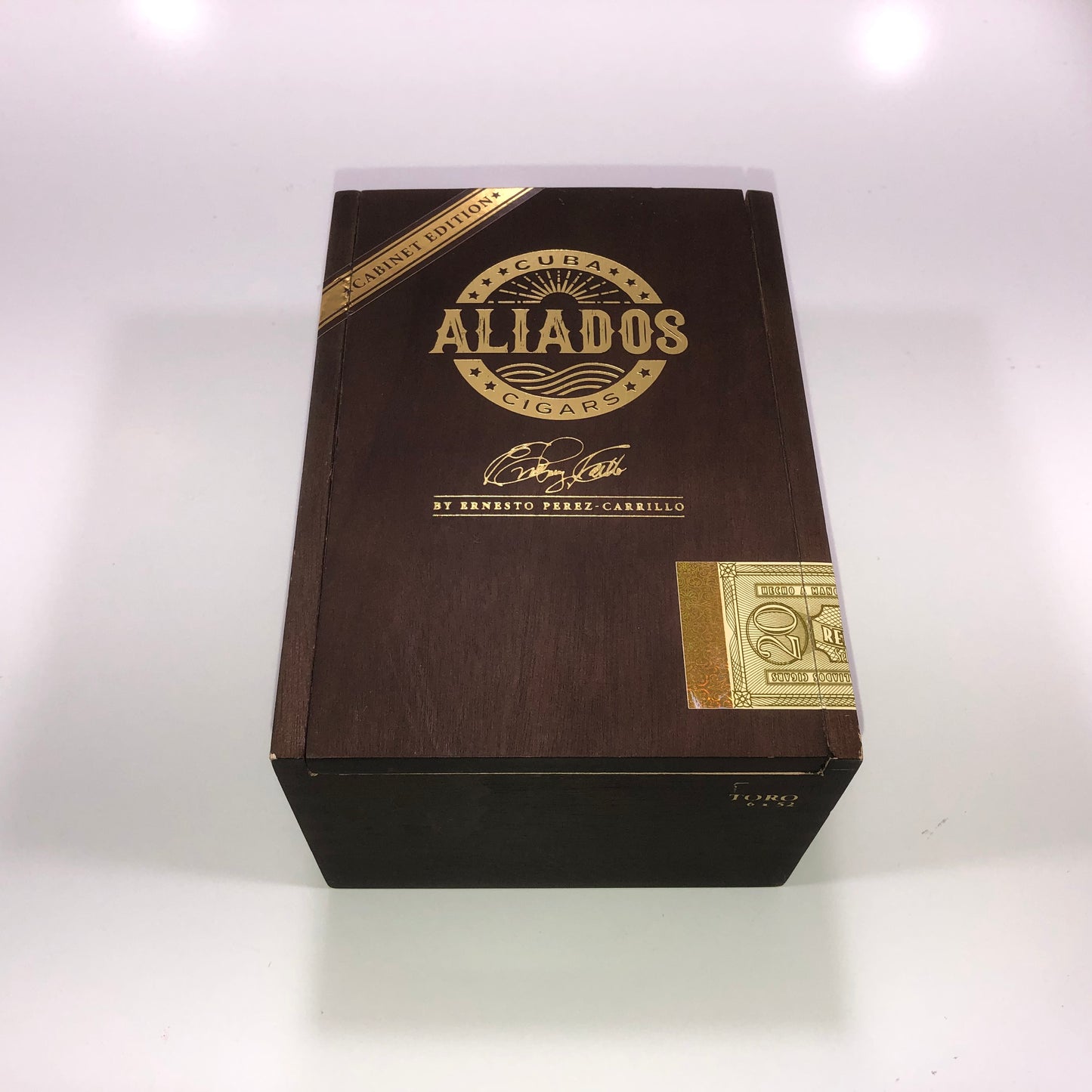 Aliados Toro Empty Wooden Cigar Box 5x7x3.75