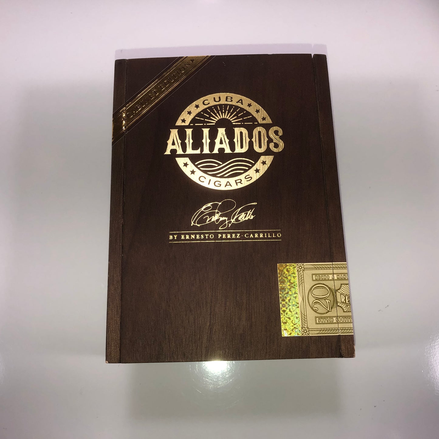 Aliados Toro Empty Wooden Cigar Box 5x7x3.75