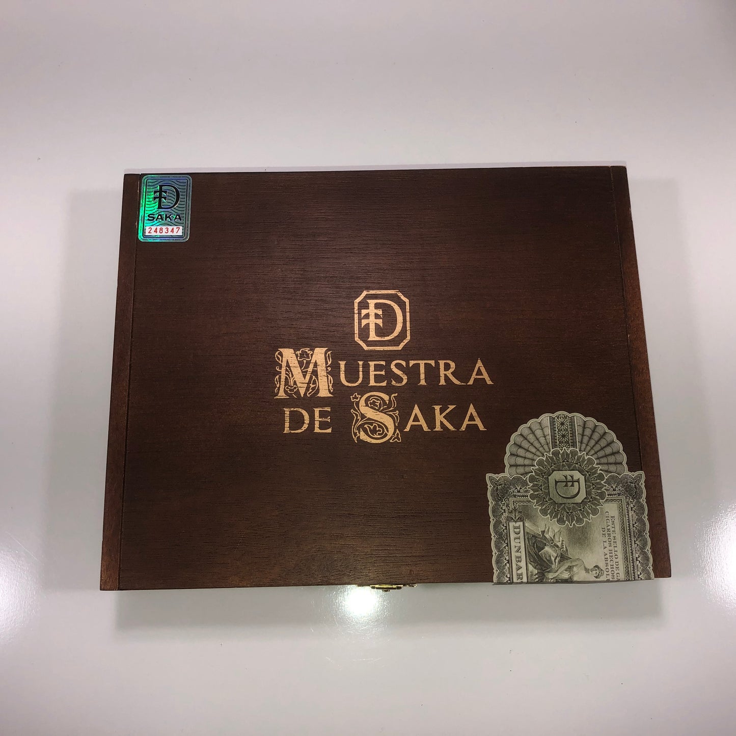 Muestra De Saka Krakatoa Empty Wooden Cigar Box 9.5x7.5x1.5