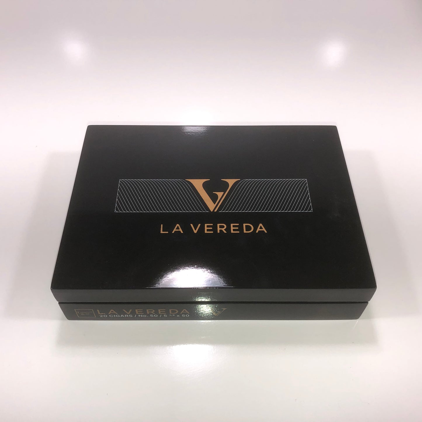 Crowned Heads La Vereda No50 Empty Wooden Cigar Box 9x6.5x2