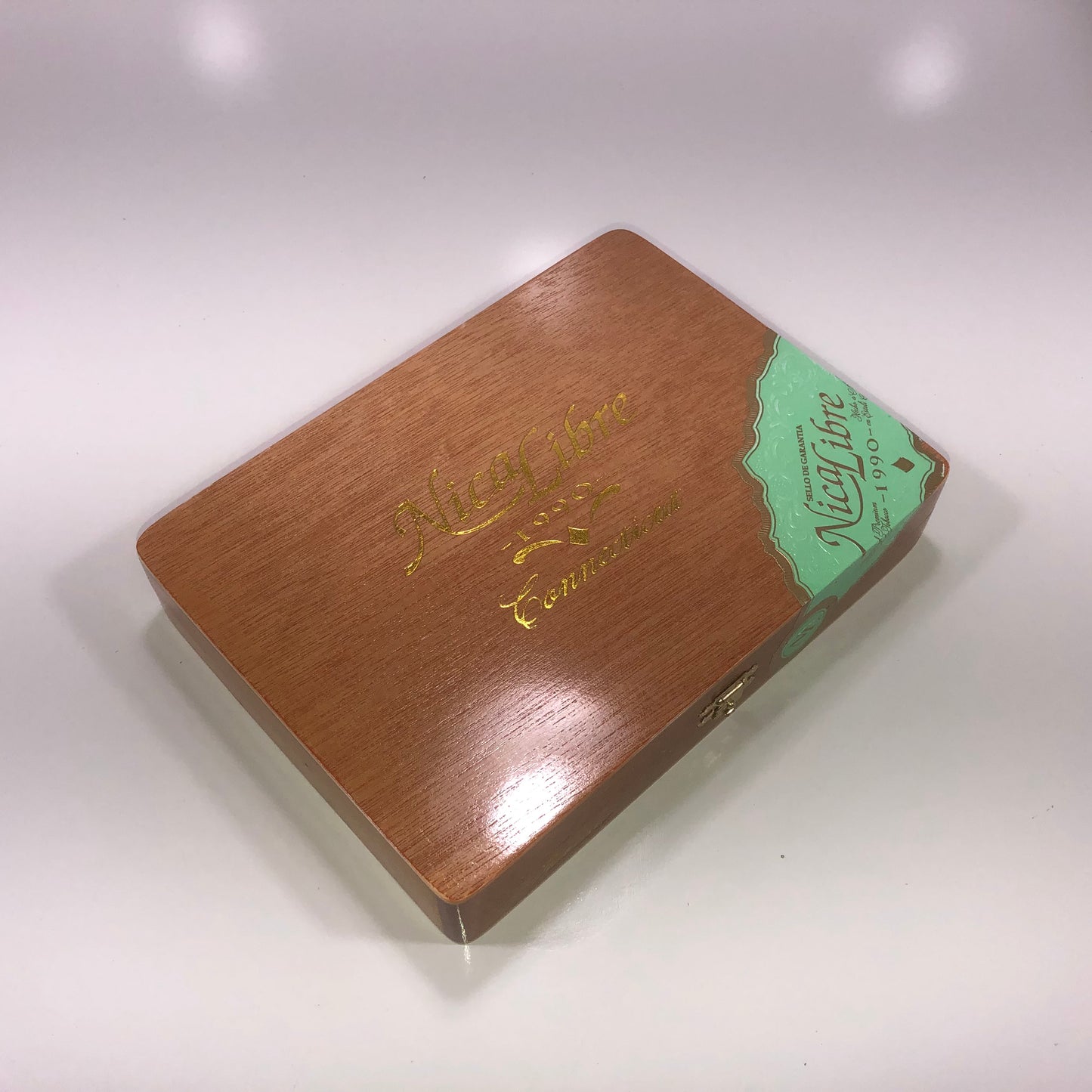 Nica Libre Robusto Empty Wooden Cigar Box 8.5x6.25x1.75