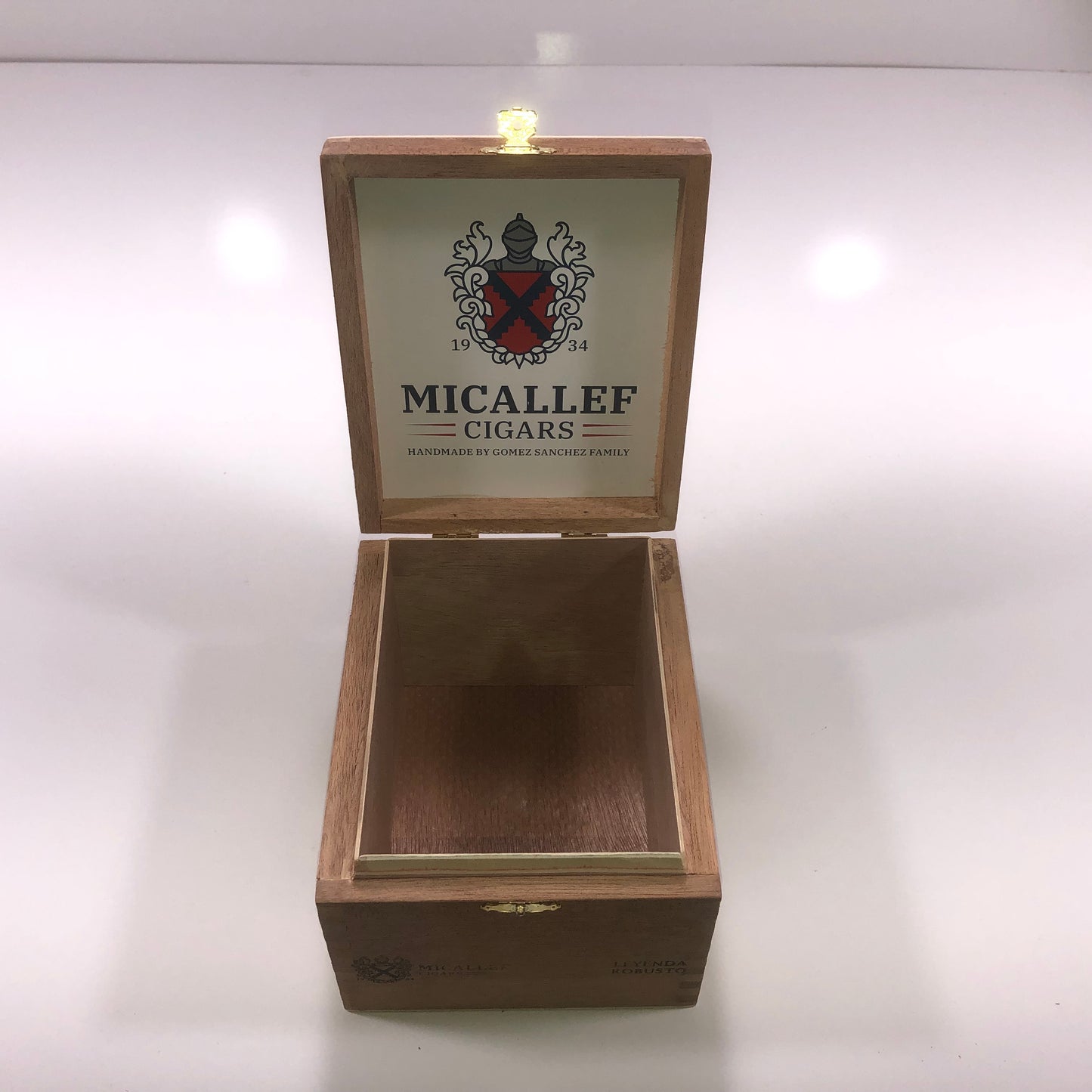 Micallef Leyenda Robusto Wooden Cigar Box 5x6.25x4.25