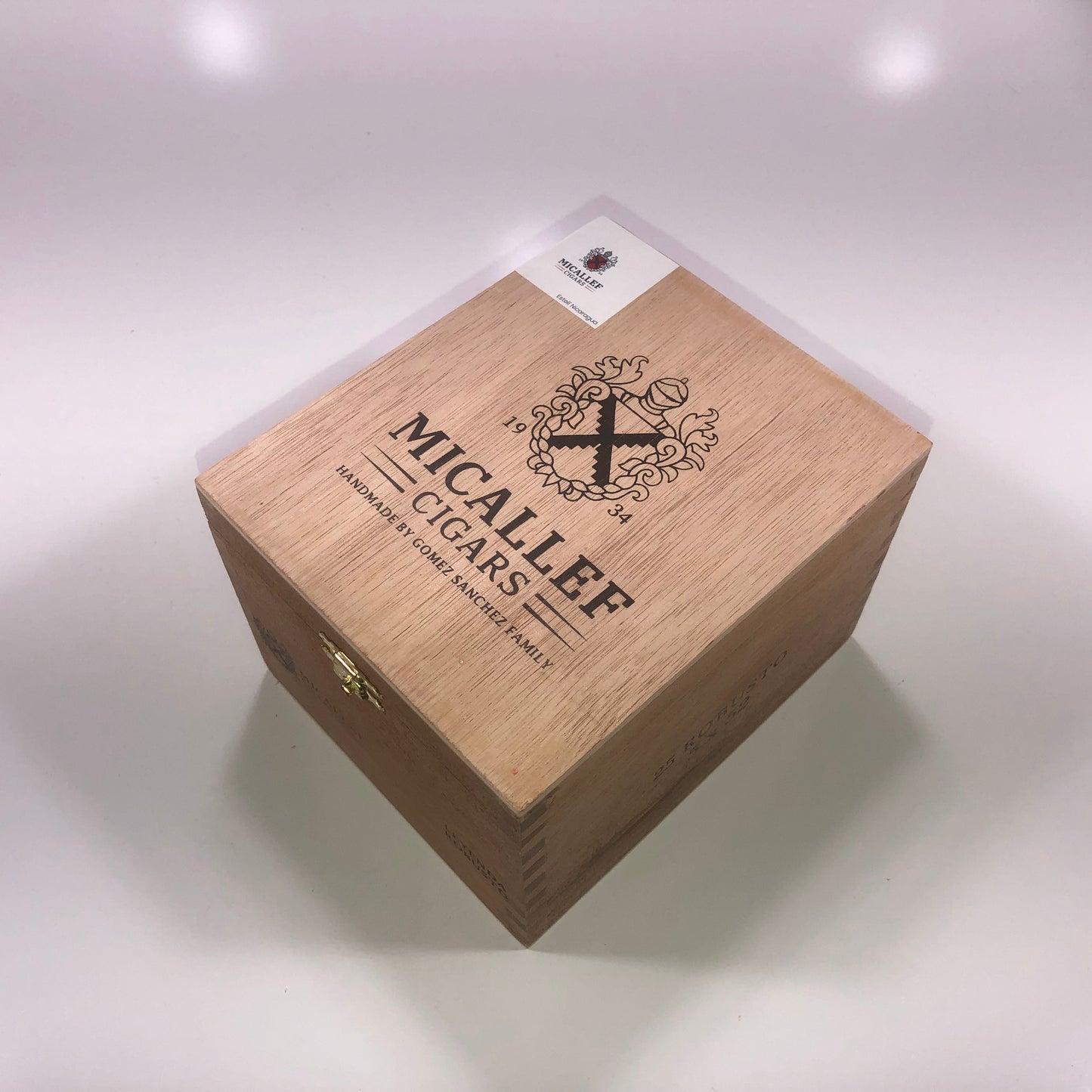 Micallef Leyenda Robusto Wooden Cigar Box 5x6.25x4.25