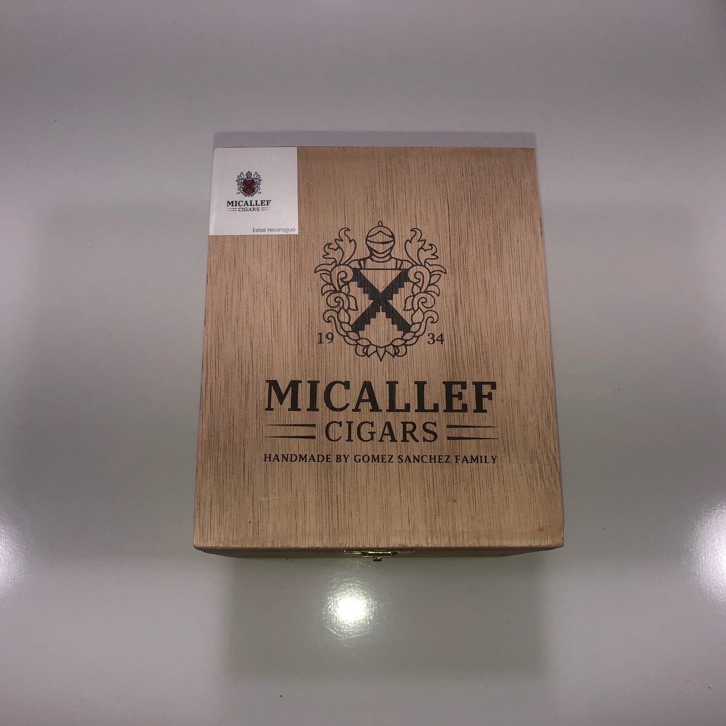 Micallef Leyenda Robusto Wooden Cigar Box 5x6.25x4.25