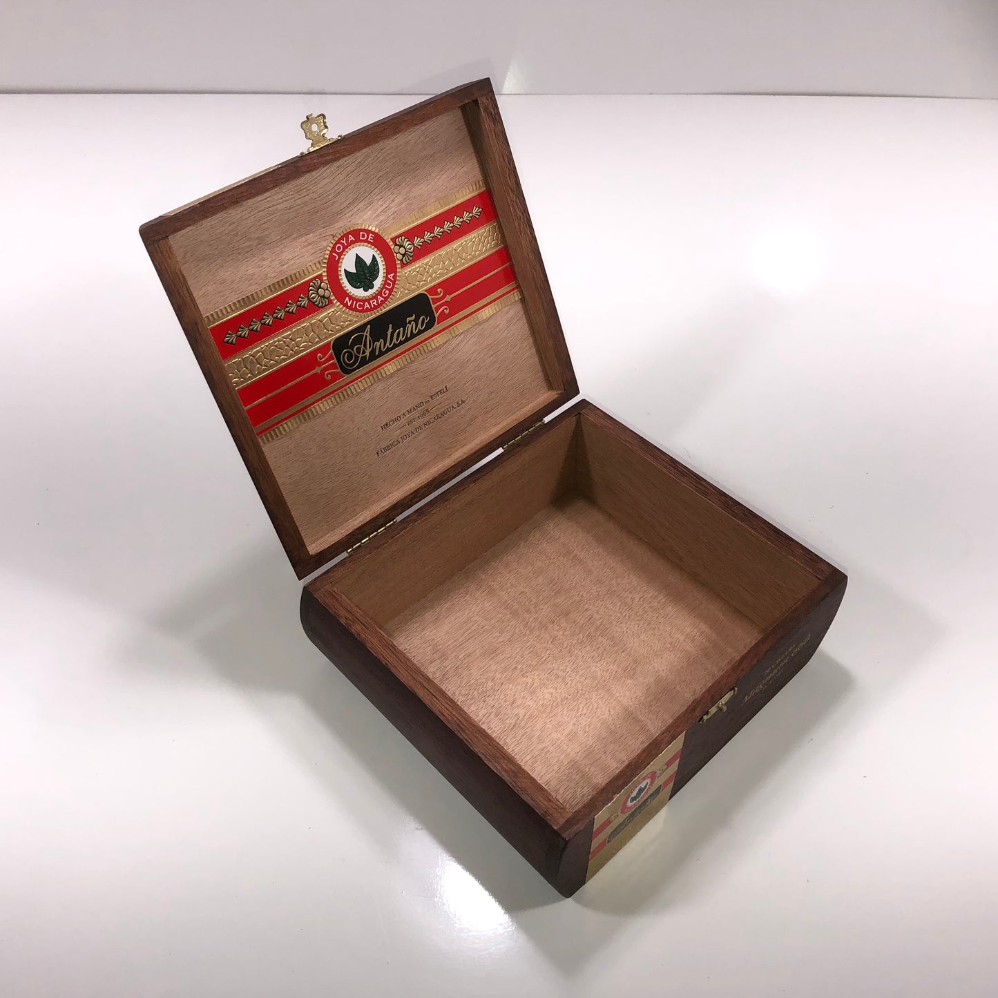 Joya De Nicaragua Antano Magnum Empty Wooden Cigar Box 7.75x6.75x3