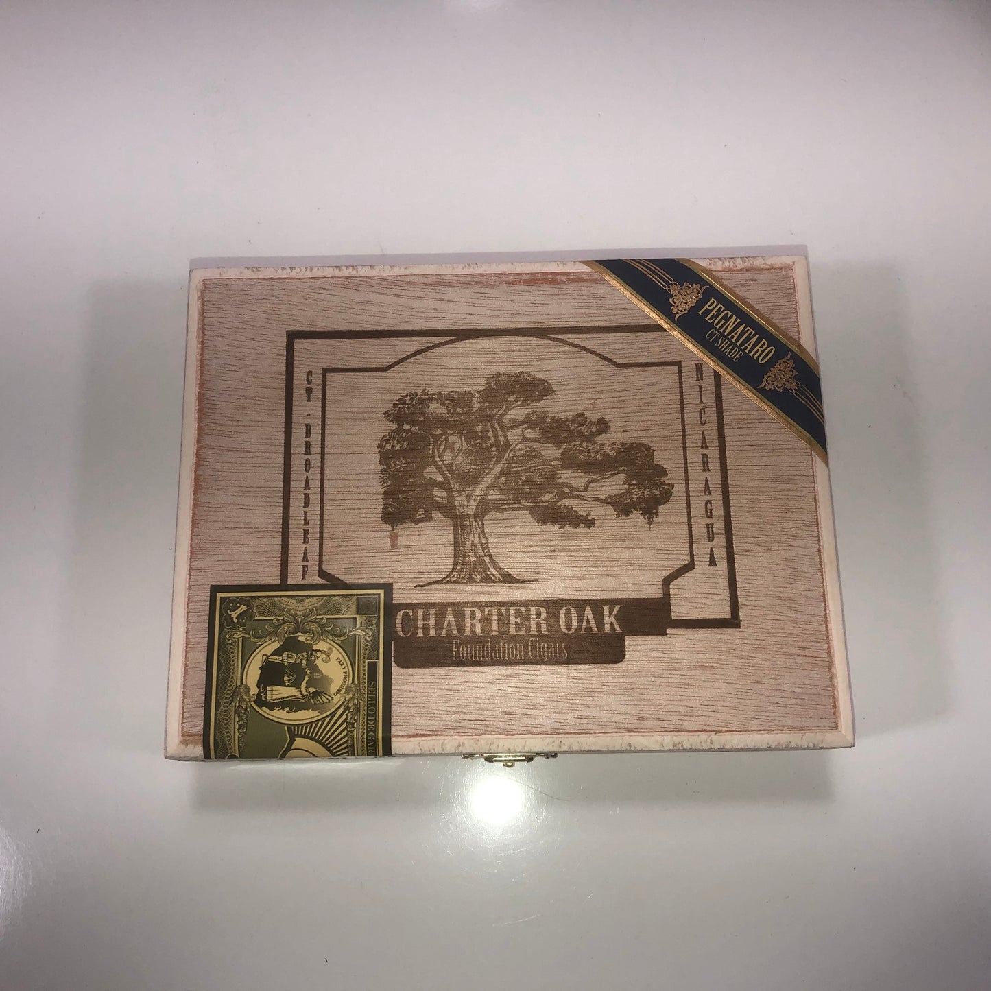 Charter Oak Empty Cigar Box 7x5.5x2 (1)