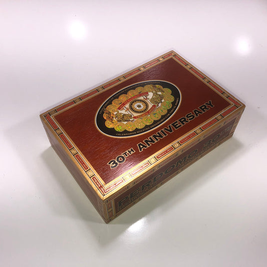 Perdomo 30th Connecticut Robusto Empty Wooden Cigar Box 9.5x6.25x2.75