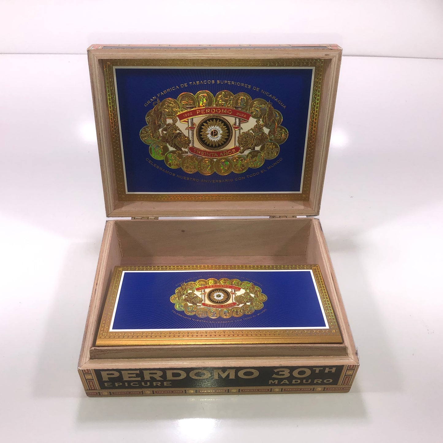 Perdomo 30th Maduro Epicure Empty Wooden Cigar Box 9.5x7.25x3