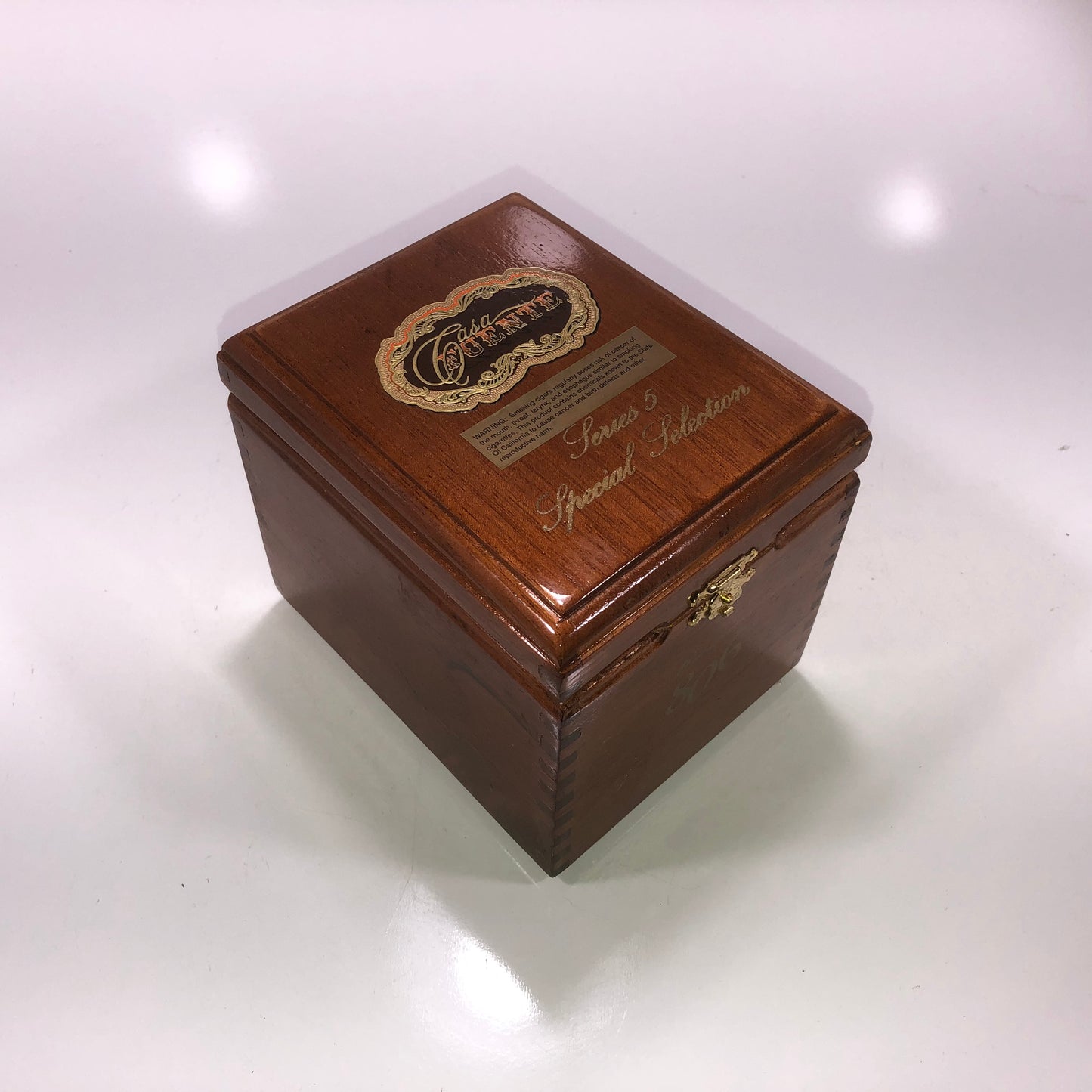 Arturo Fuente Casa 806 Empty Wooden Cigar Box 4.5x5.75x5