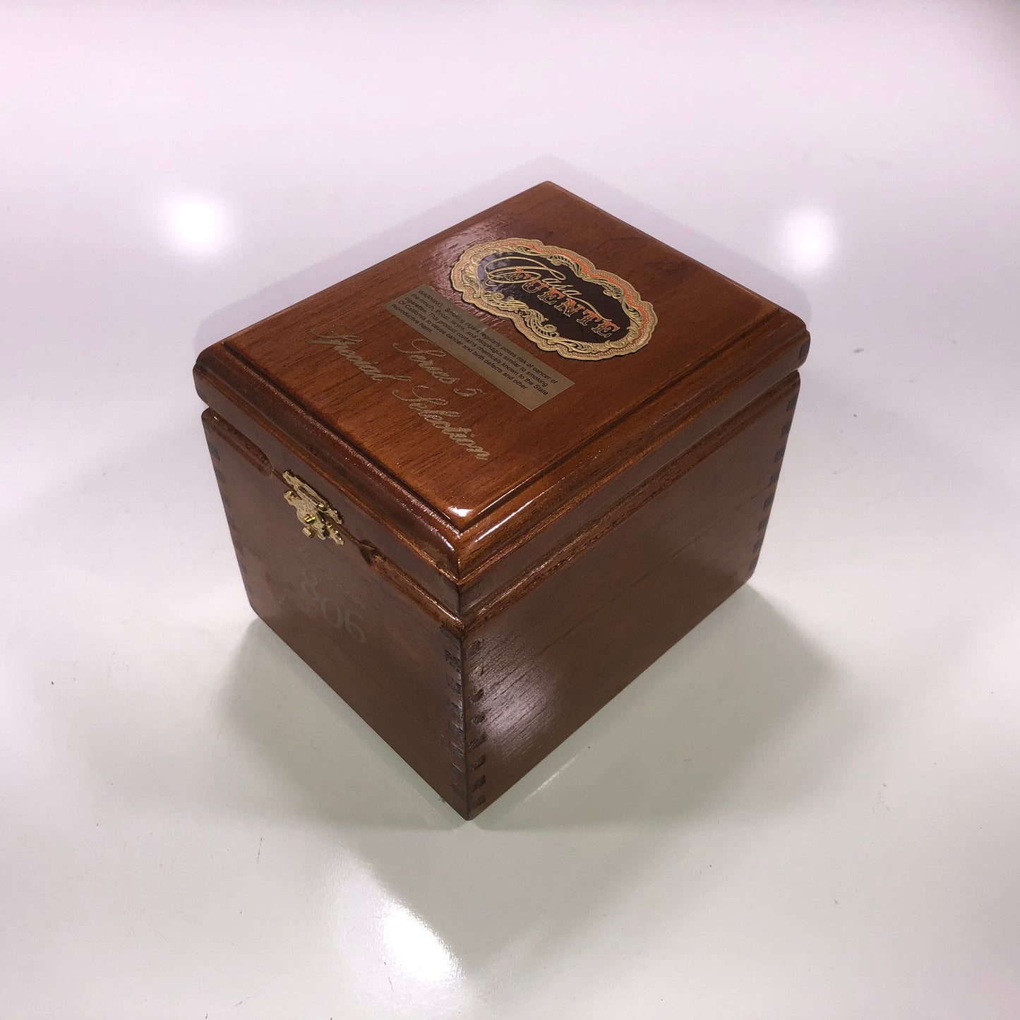 Arturo Fuente Casa 806 Empty Wooden Cigar Box 4.5x5.75x5