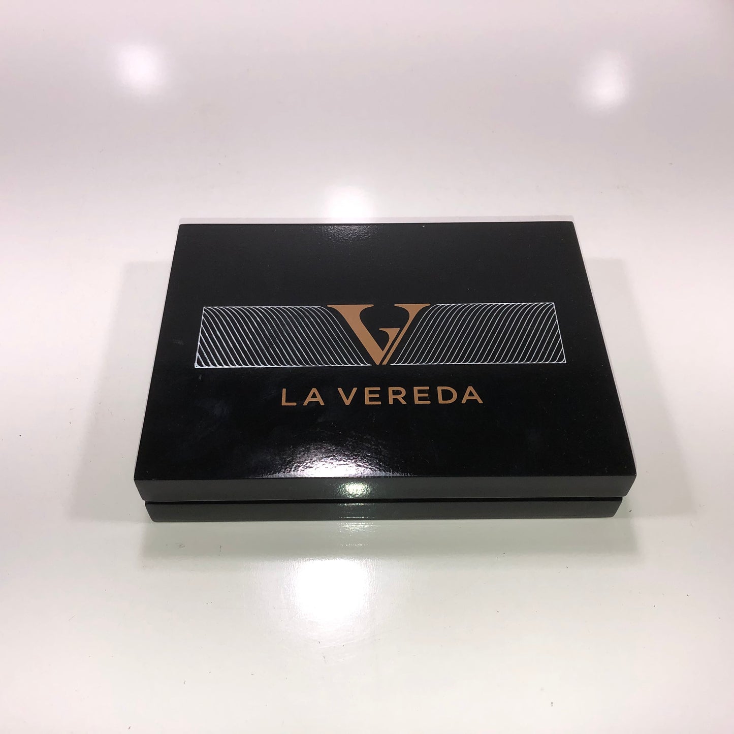 Crowned Heads La Vereda Empty Wooden Cigar Box 7.5x5.5x1.5