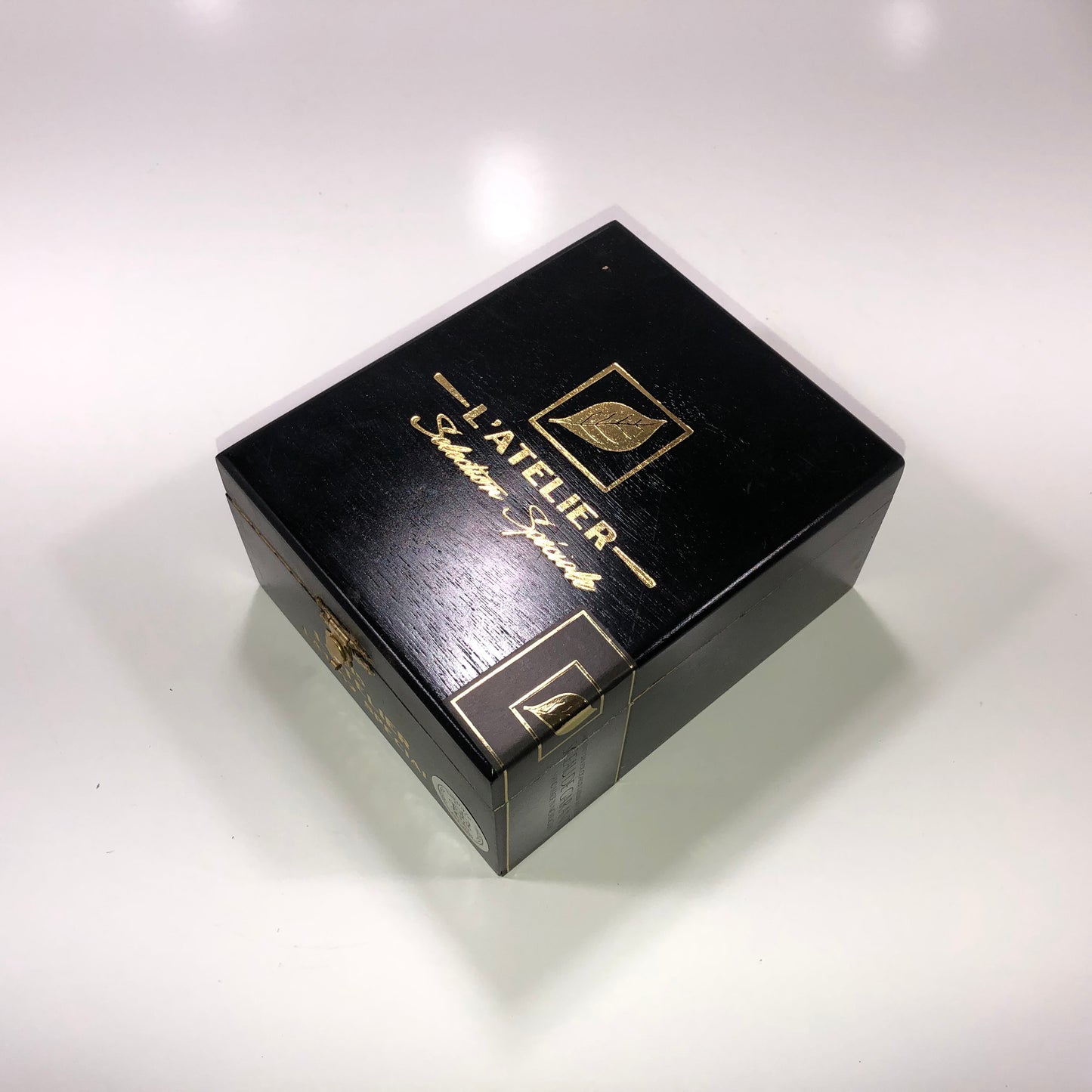 L'Atelier Lat52 Empty Wooden Cigar Box 5x6x2.75