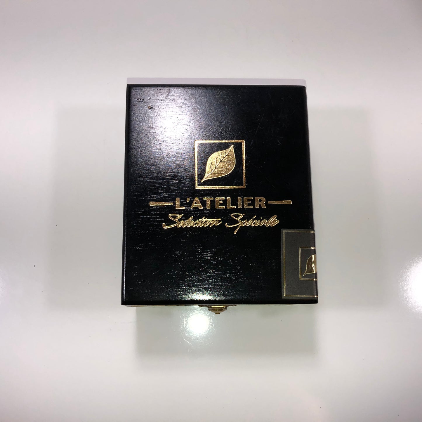 L'Atelier Lat52 Empty Wooden Cigar Box 5x6x2.75