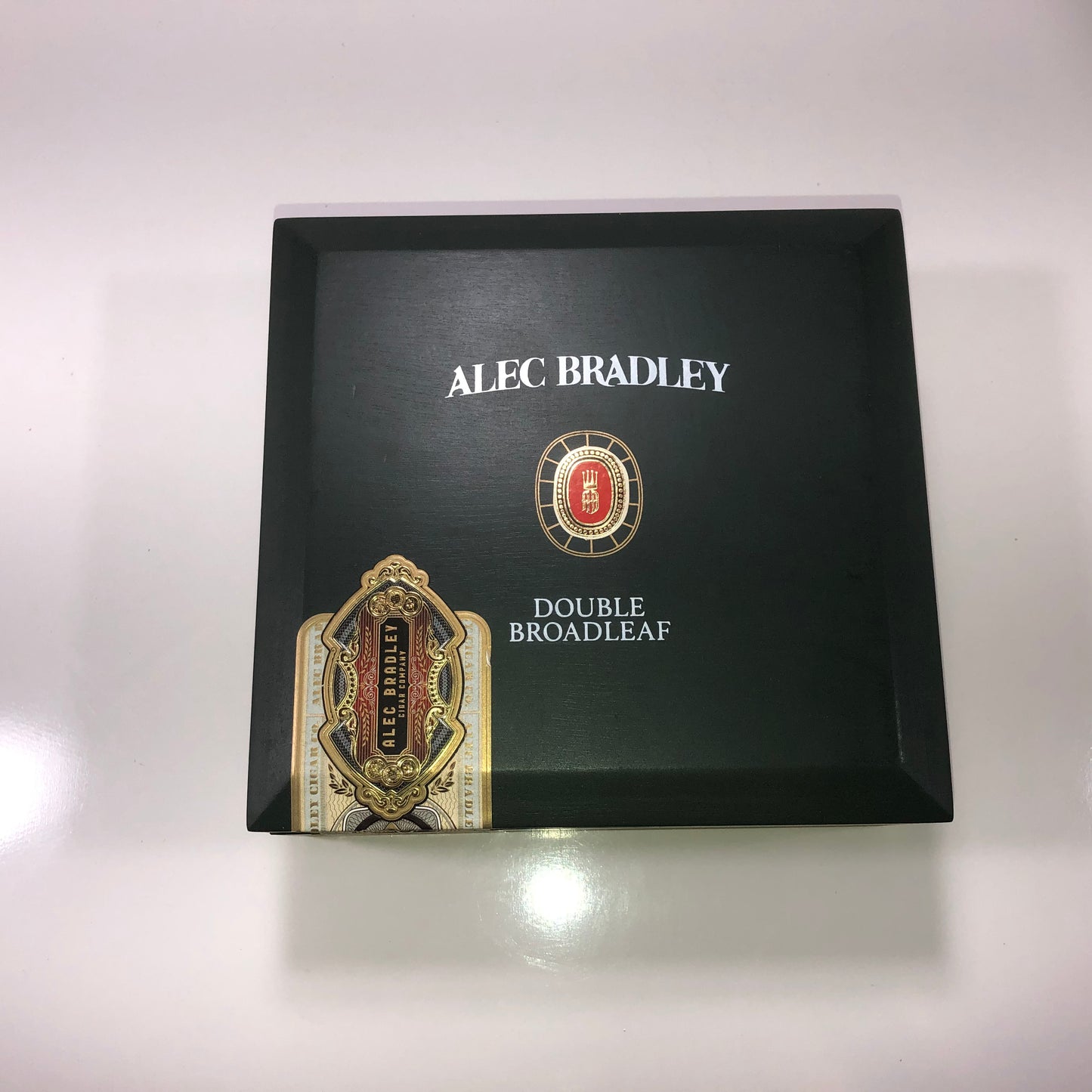 Alec Bradley Double Broadleaf Toro Empty Wooden Cigar Box 7.5x7x3