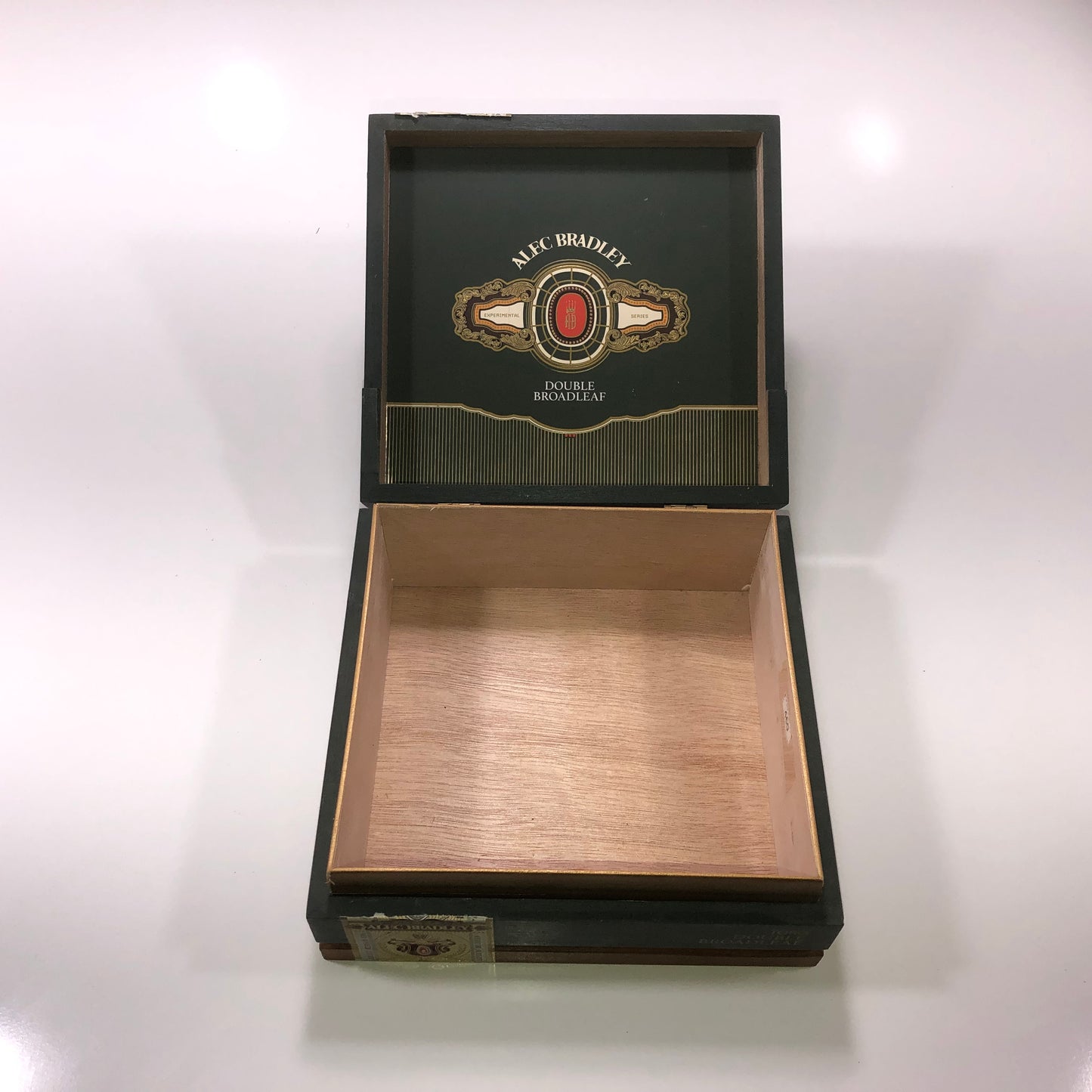 Alec Bradley Double Broadleaf Toro Empty Wooden Cigar Box 7.5x7x3