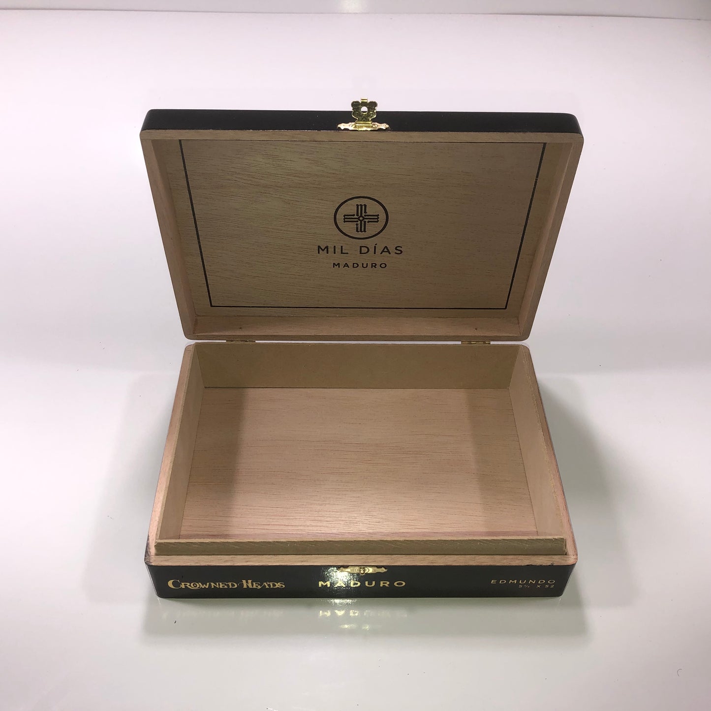 Mil Dias Edmundo Maduro Empty Wooden Cigar Box 8.75x6.25x2.25