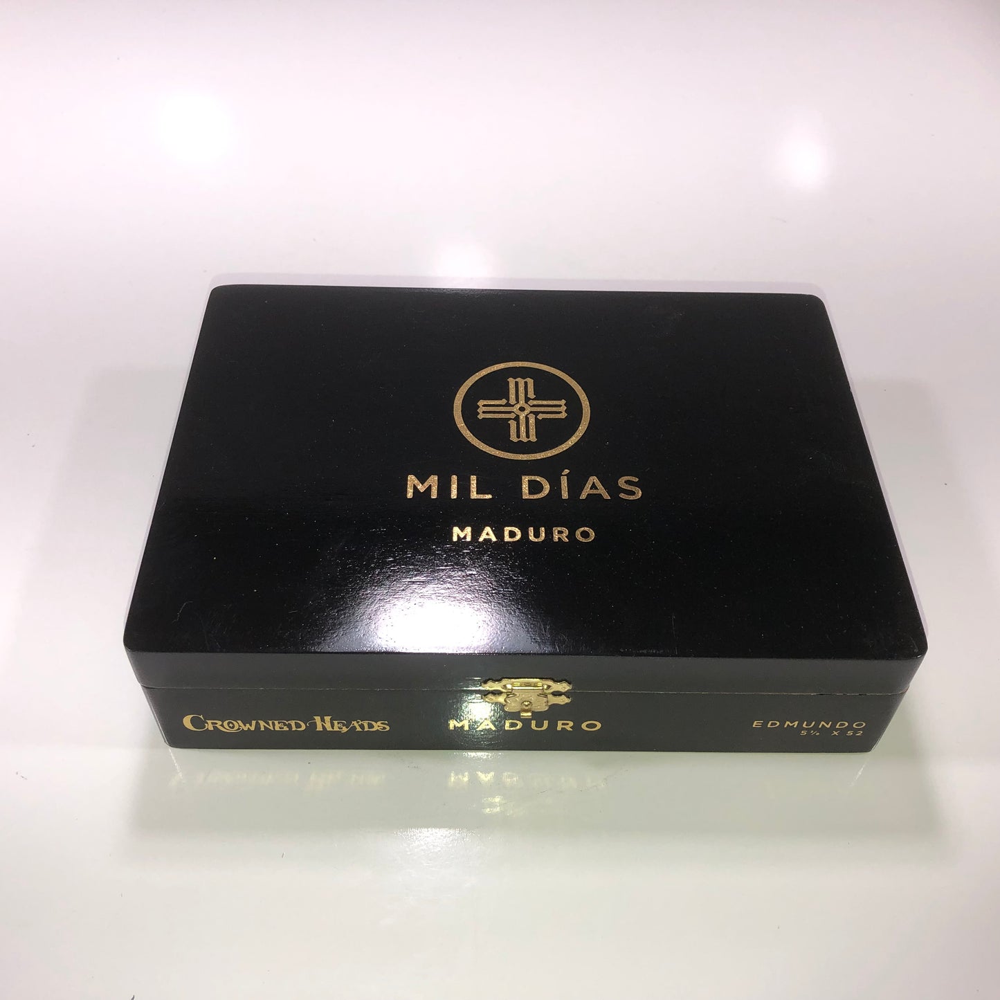 Mil Dias Edmundo Maduro Empty Wooden Cigar Box 8.75x6.25x2.25