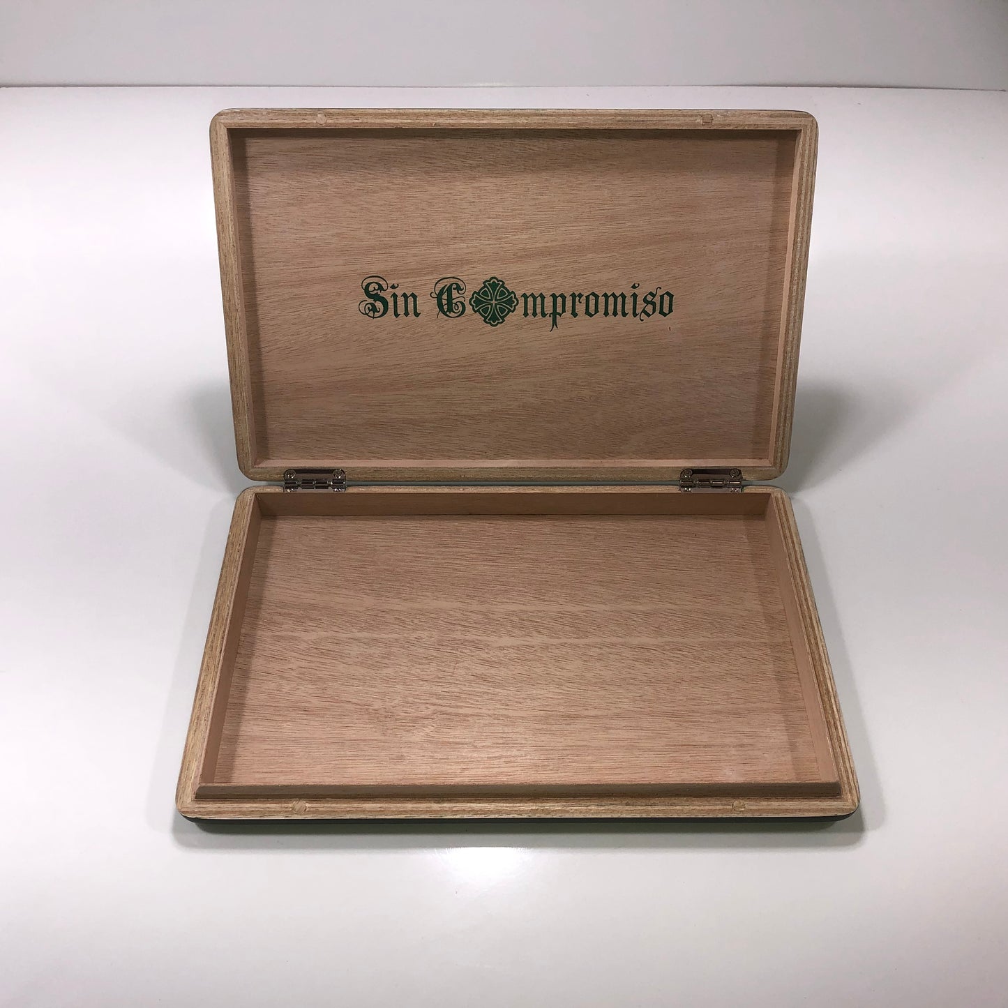 Sin Compromiso No7 Empty Wooden Cigar Box 12.5x8.25x1.25