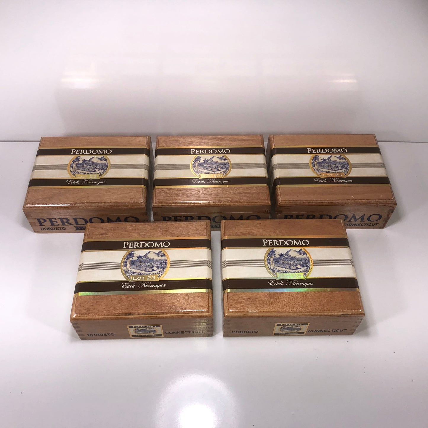 Lot of 5 Perdomo Robusto Empty Wooden Cigar Boxes 7.5x6.25x3 #17