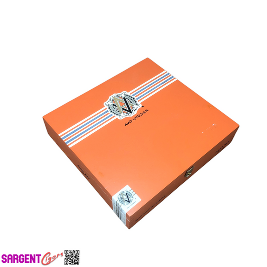 Avo Xo Churchill Empty Wooden Cigar Box 8.5x8x1.75 (1)