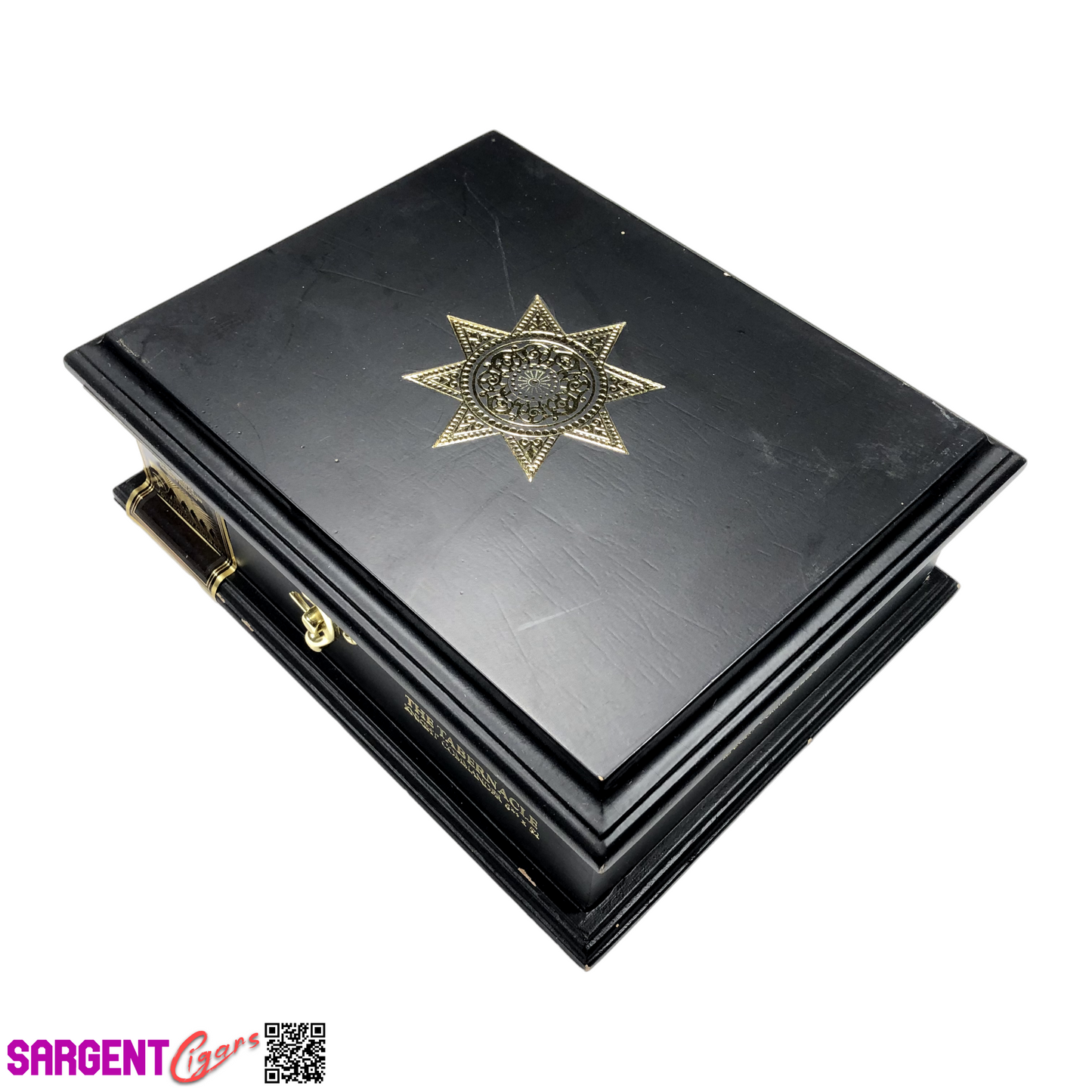 Foundation Knight Commander Empty Wooden Cigar Box 9.25x7.5x3.25 (1)