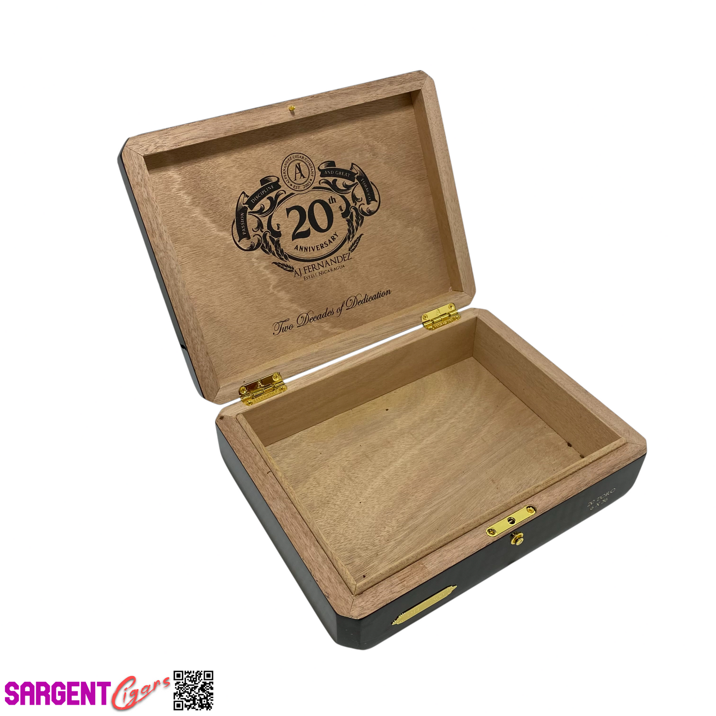 Aj Fernandez 20th Anniversary Empty Wooden Cigar Box 10x8x2.5 (1)
