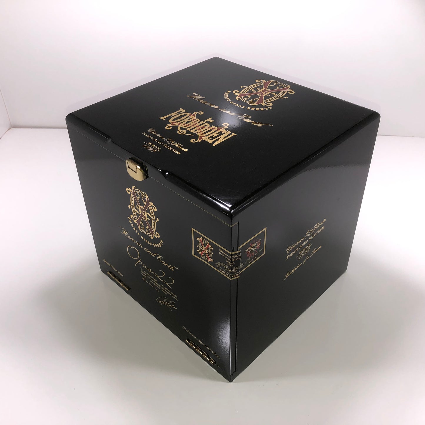 Arturo Fuente Opus X Limited Edition 2020 Opus 22 Empty Cigar Box 11.25x11x11